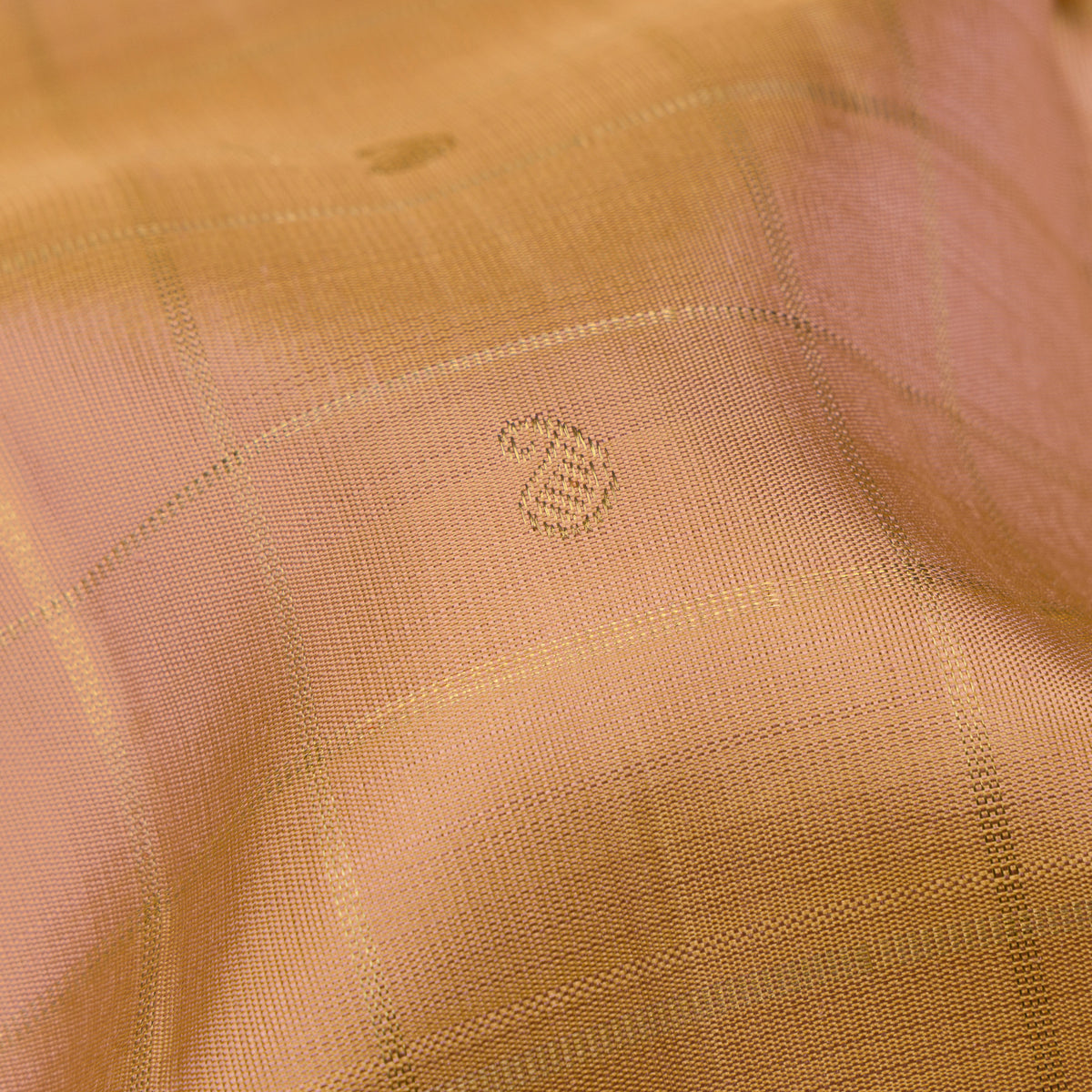 Kanakavalli Kanjivaram Silk Sari 26-599-HS001-02442 - Fabric View
