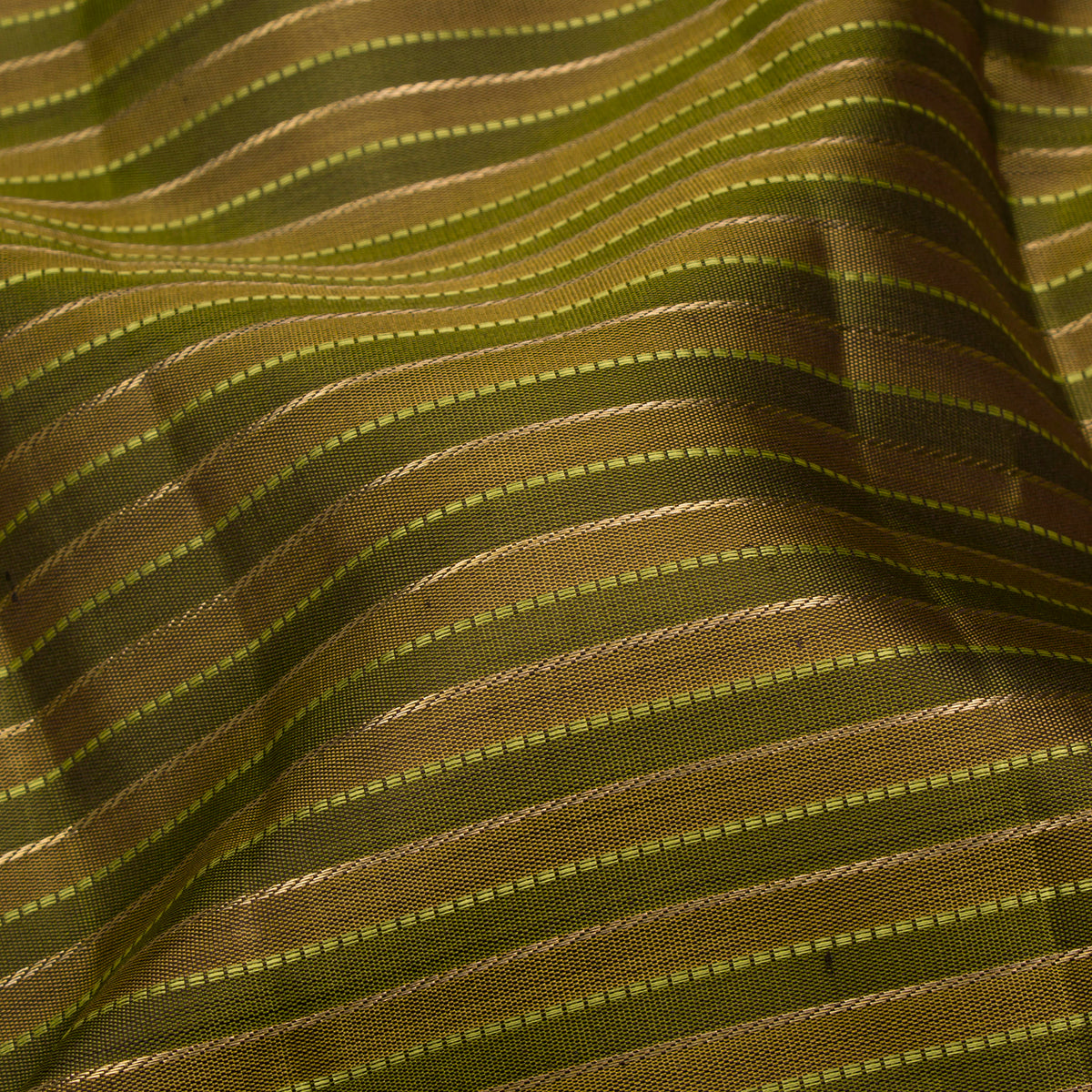 Kanakavalli Kanjivaram Silk Sari 26-599-HS001-02473 - Fabric View
