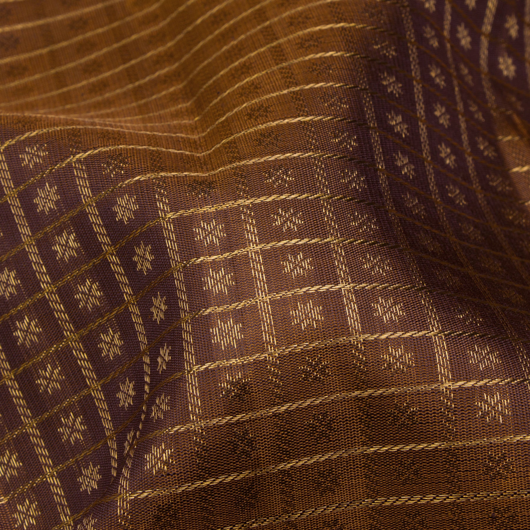 Kanakavalli Kanjivaram Silk Sari 26-599-HS001-03029 - Fabric View