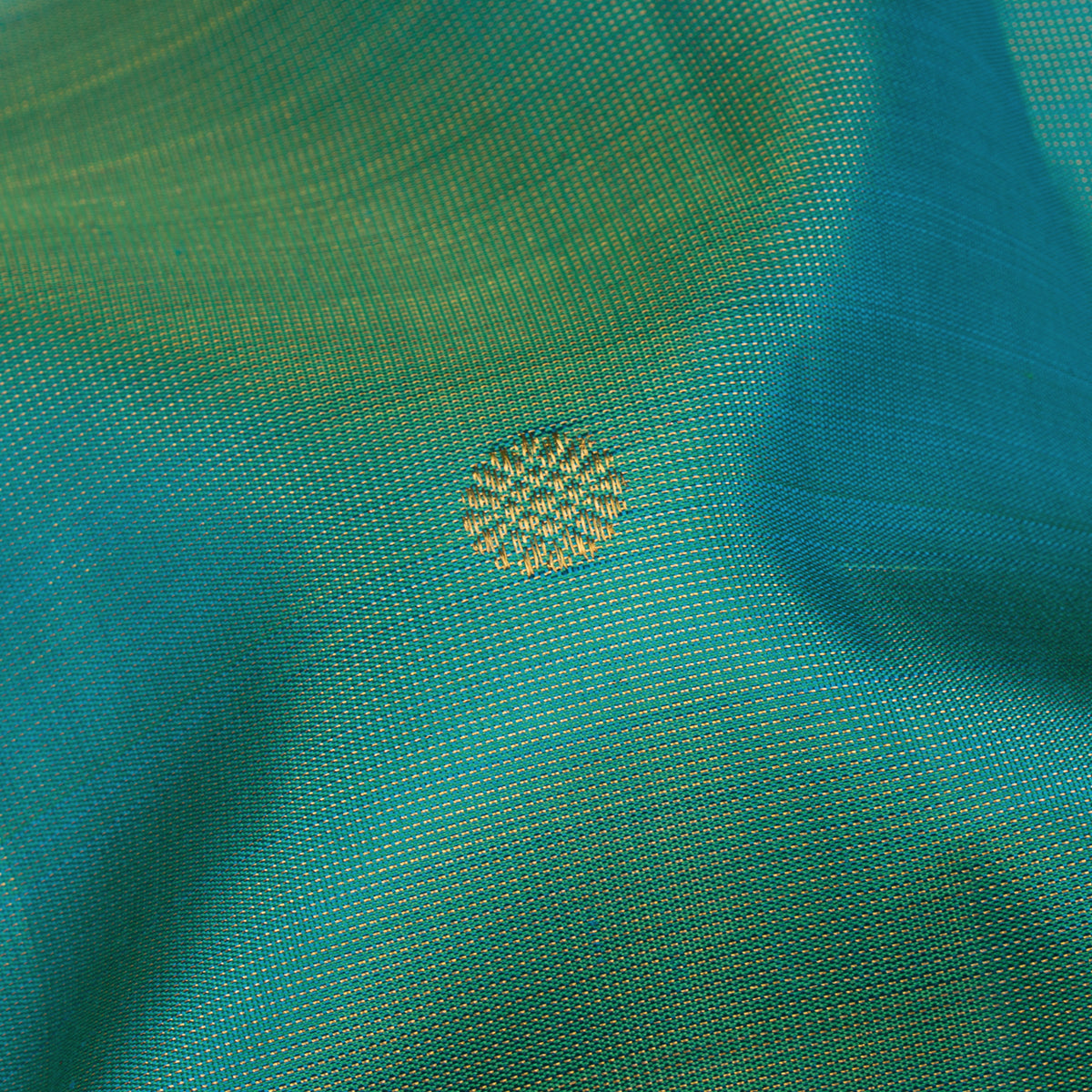 Kanakavalli Kanjivaram Silk Sari 26-599-HS001-03039