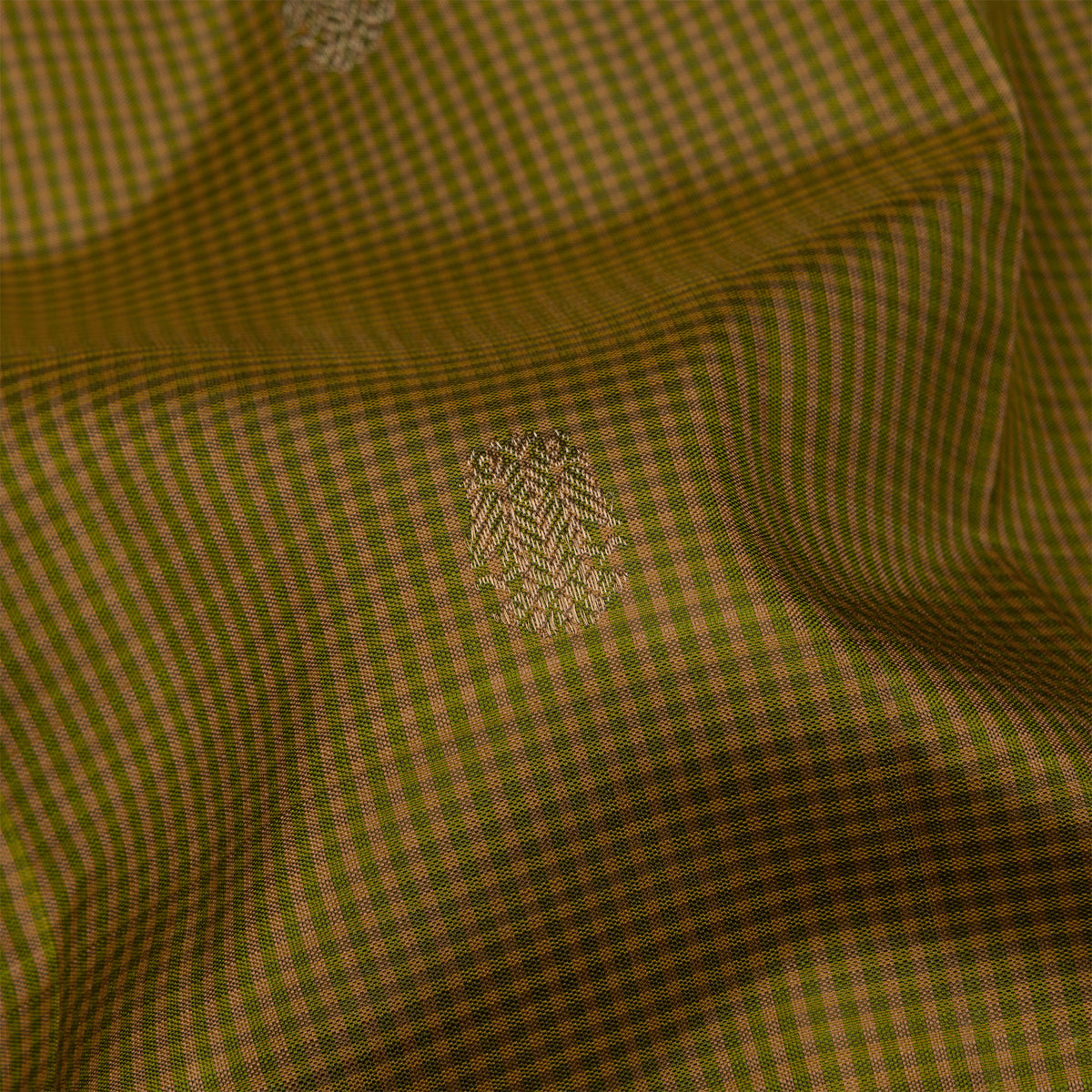Kanakavalli Kanjivaram Silk Sari 26-599-HS001-03064 - Fabric View
