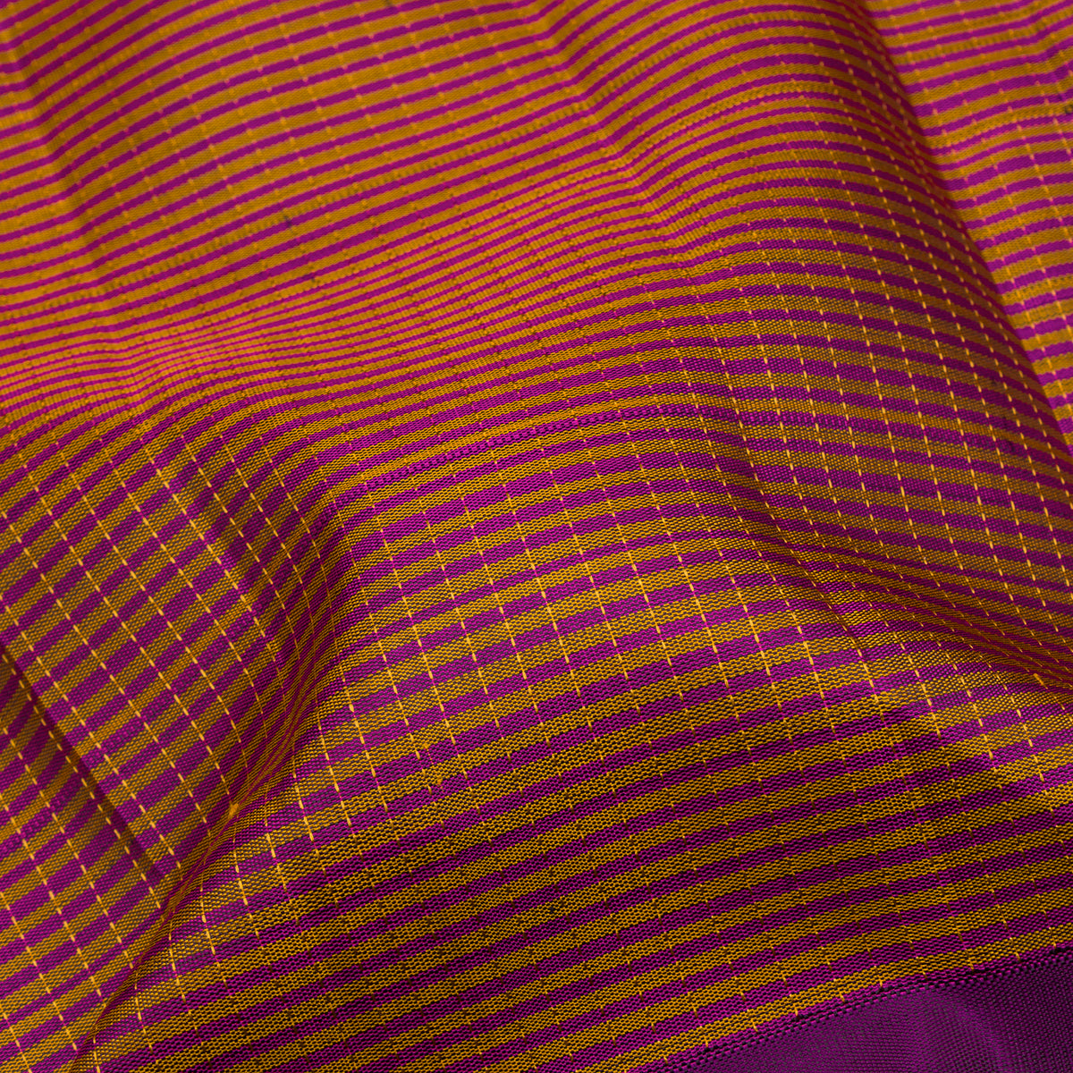 Kanakavalli Kanjivaram Silk Sari 26-599-HS001-03121 - Fabric View