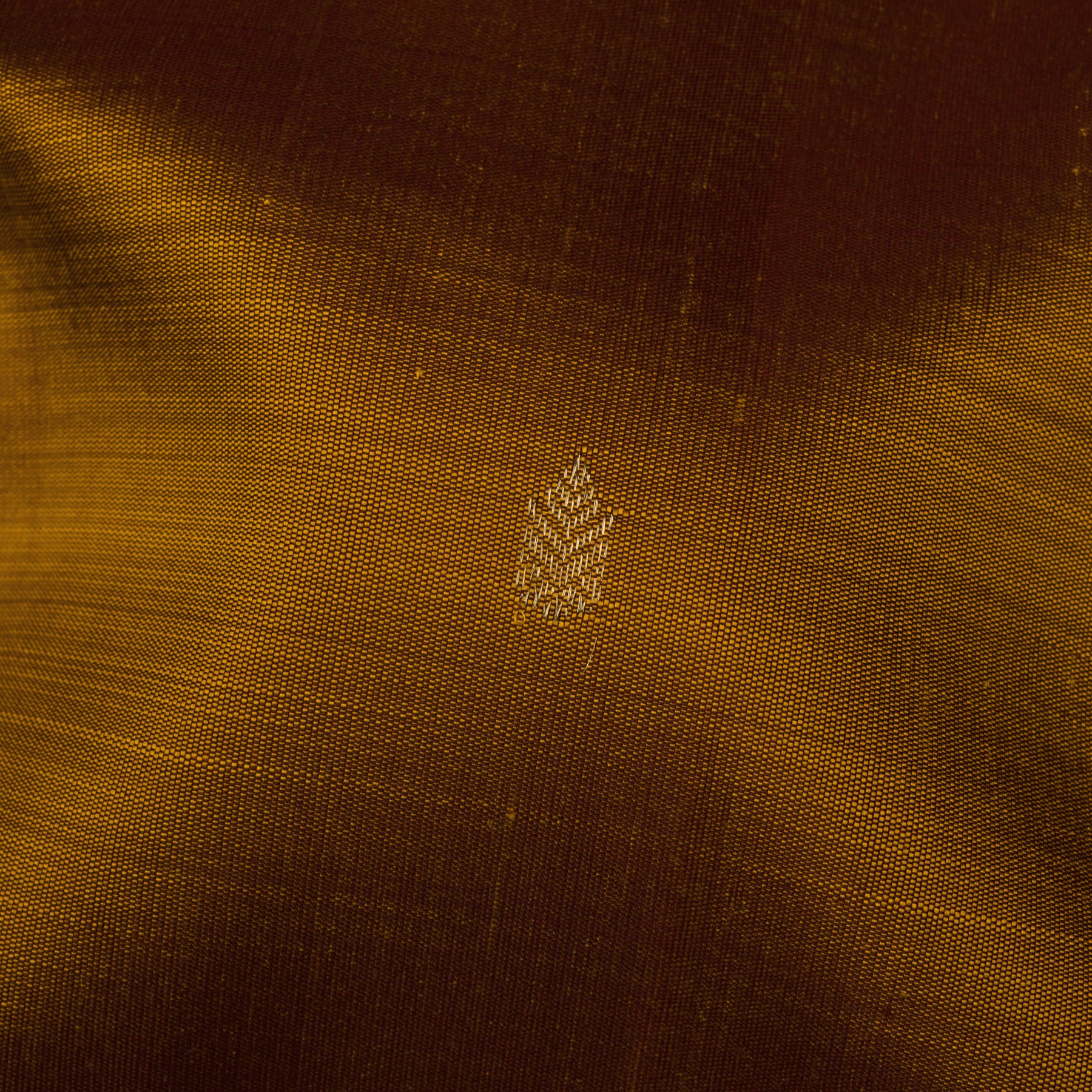Kanakavalli Kanjivaram Silk Sari 26-611-HS001-00973 - Fabric View