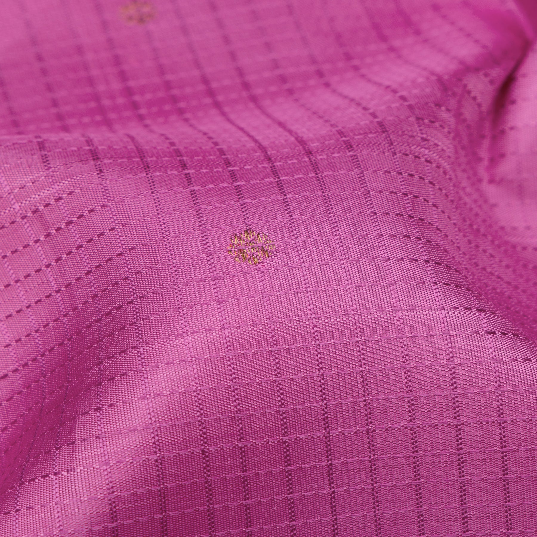 Kanakavalli Kanjivaram Silk Sari 26-611-HS001-02848 - Fabric View
