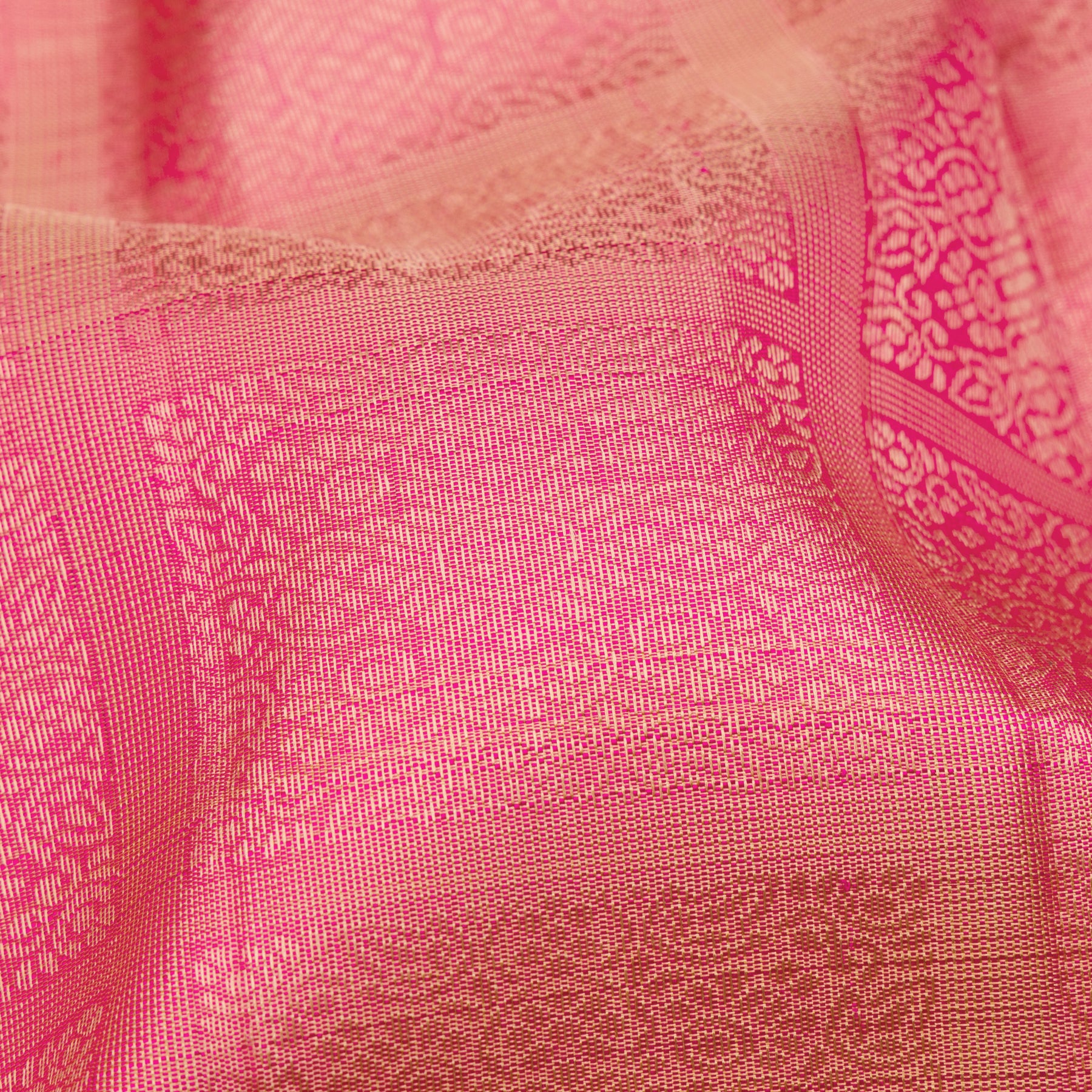 Kanakavalli Kanjivaram Silk Sari 26-615-HS001-00250 - Fabric View