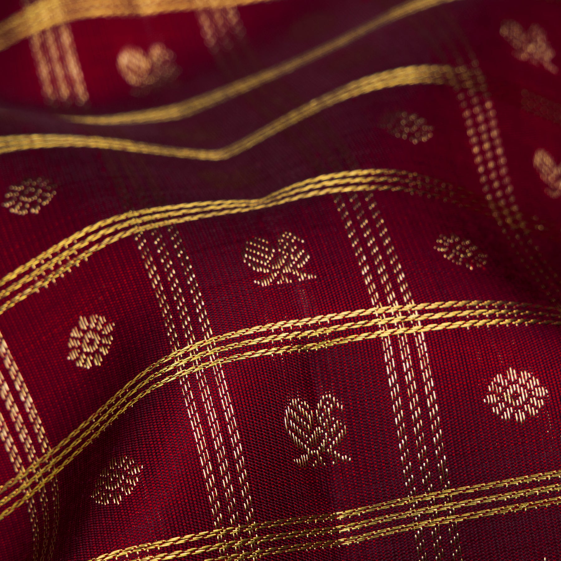 Kanakavalli Kanjivaram Silk Sari 26-615-HS001-00309 - Fabric View