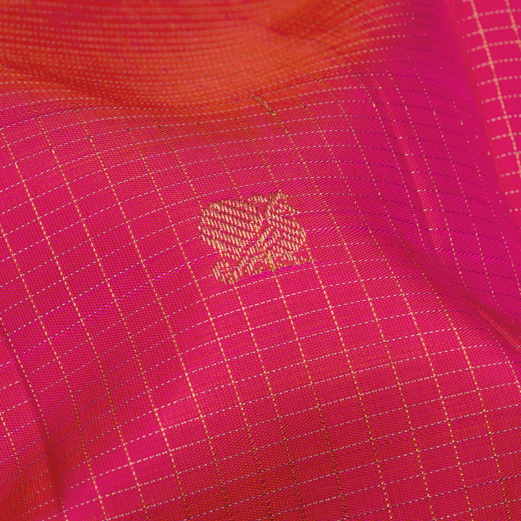 Kanakavalli Kanjivaram Silk Sari 26-615-HS001-01214 - Fabric View