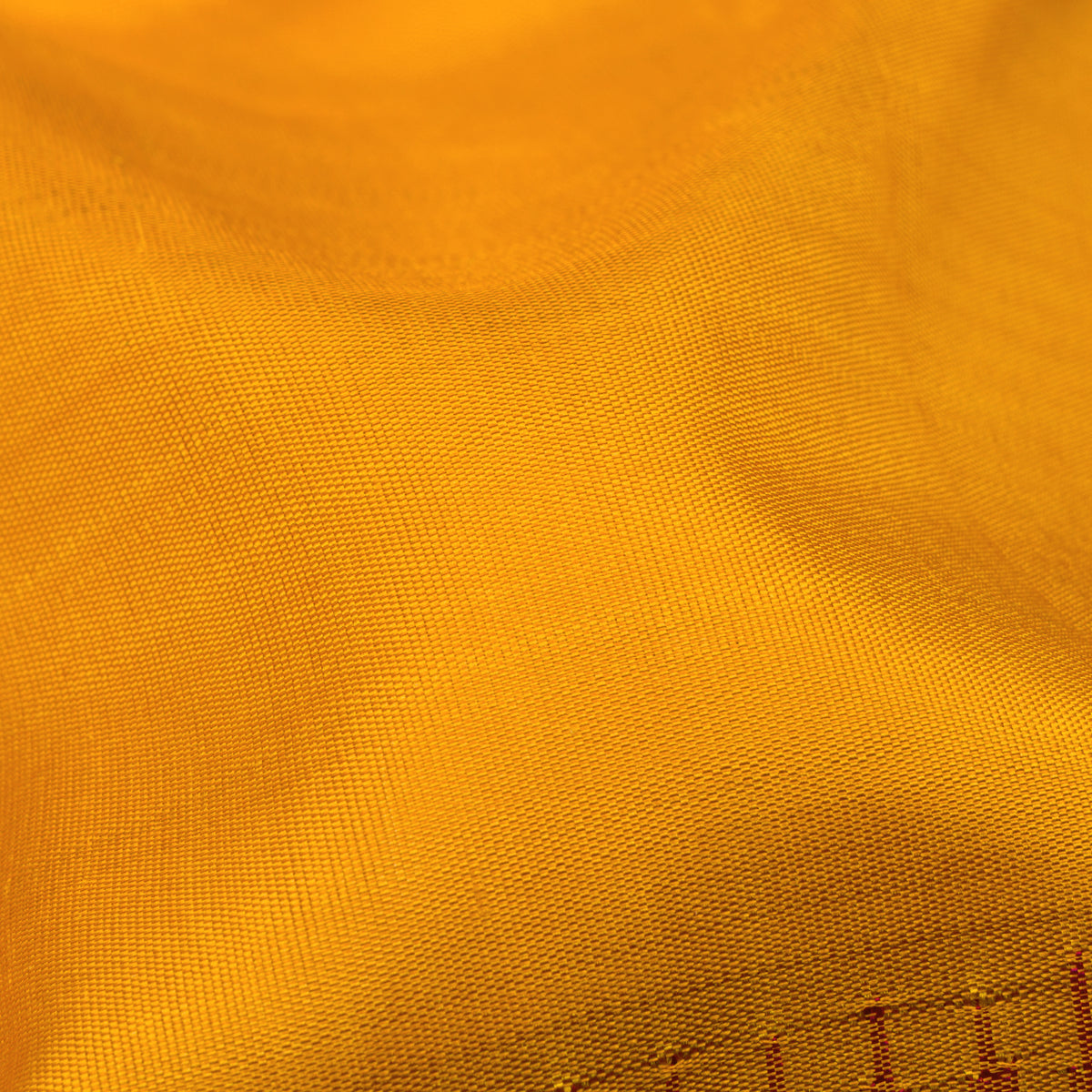 Kanakavalli Kanjivaram Silk Sari 26-615-HS001-02568 - Fabric View