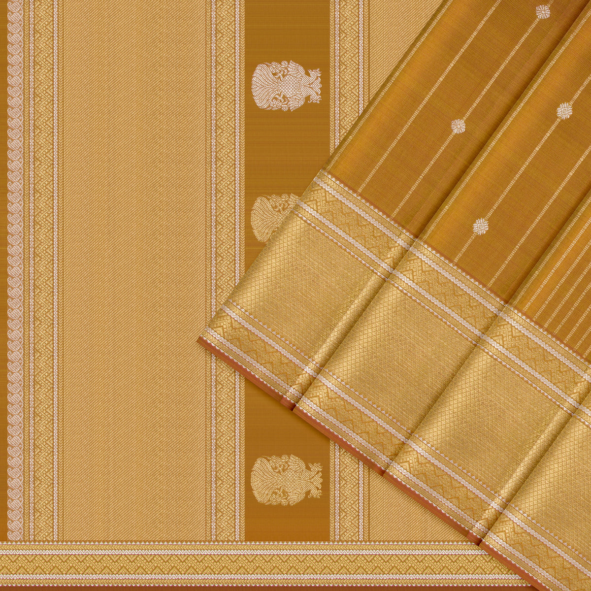 Kanakavalli Kanjivaram Silk Sari 26-615-HS001-02586 - Cover View
