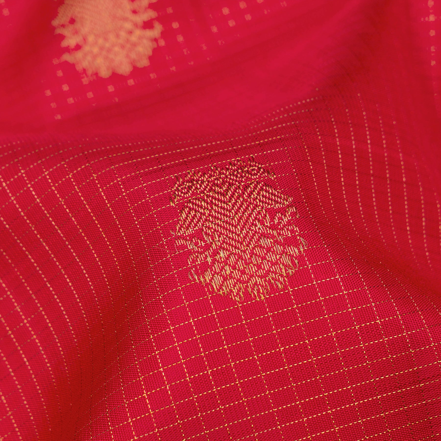 Kanakavalli Kanjivaram Silk Sari 26-615-HS001-03133 - Fabric View