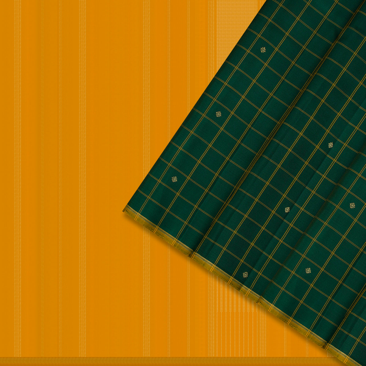 Kanakavalli Kanjivaram Silk Sari 26-615-HS001-03198 - Cover View