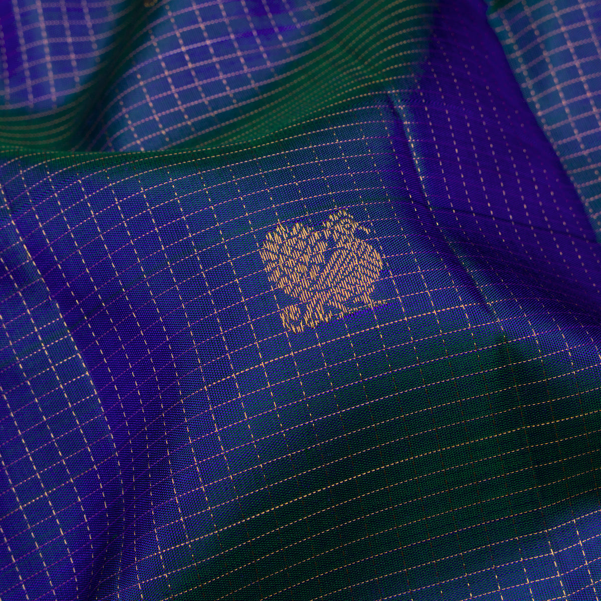 Kanakavalli Kanjivaram Silk Sari 26-615-HS001-04453 - Fabric View