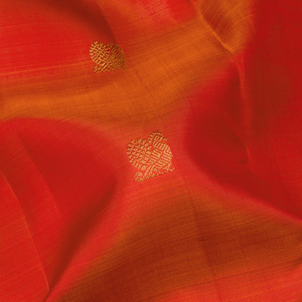 Kanakavalli Kanjivaram Silk Sari 26-615-HS001-04495 - Fabric View