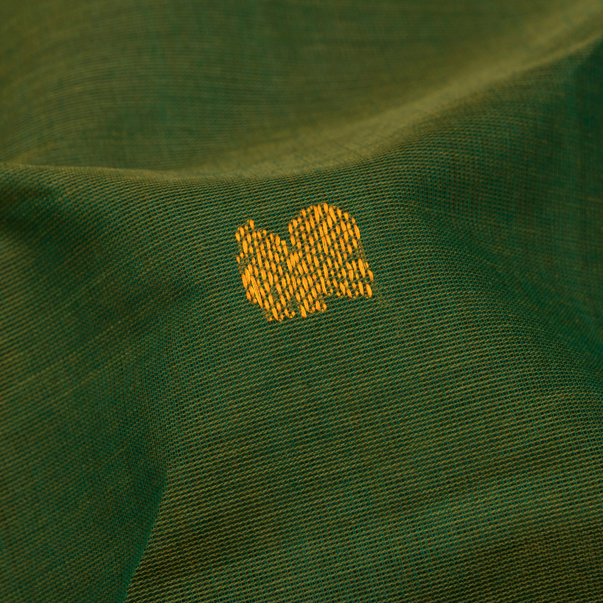 Kanakavalli Kanchi Cotton Sari 26-621-HS003-03860 - Fabric View