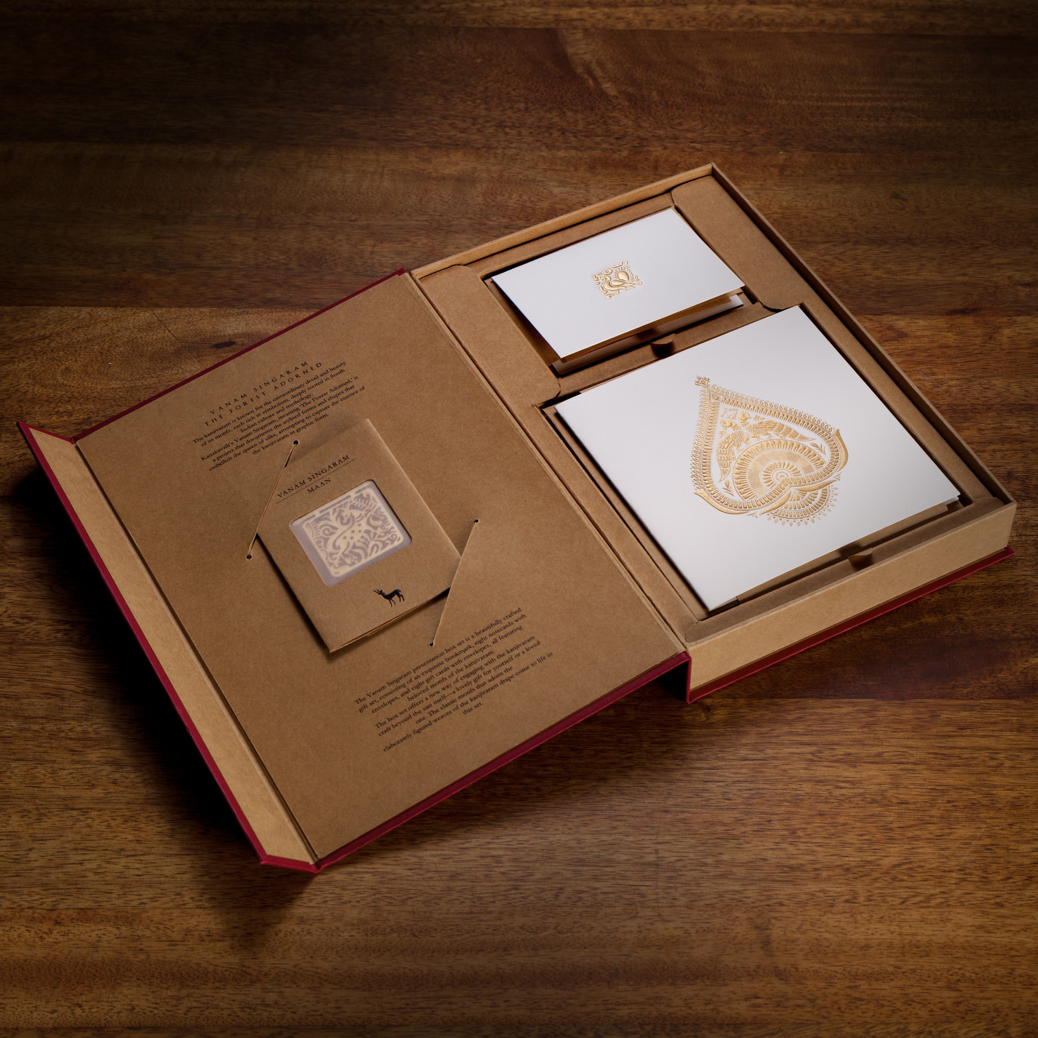 Vanam Singaram Presentation Box Set - Ivory White 24-KVL-GA006-00103