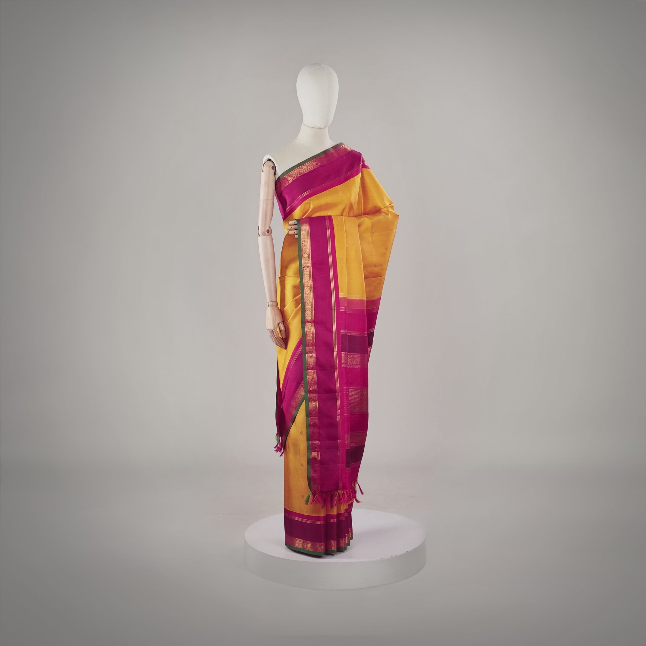 Kanakavalli Kanjivaram Silk Sari 25-595-HS001-00106 - Product Video