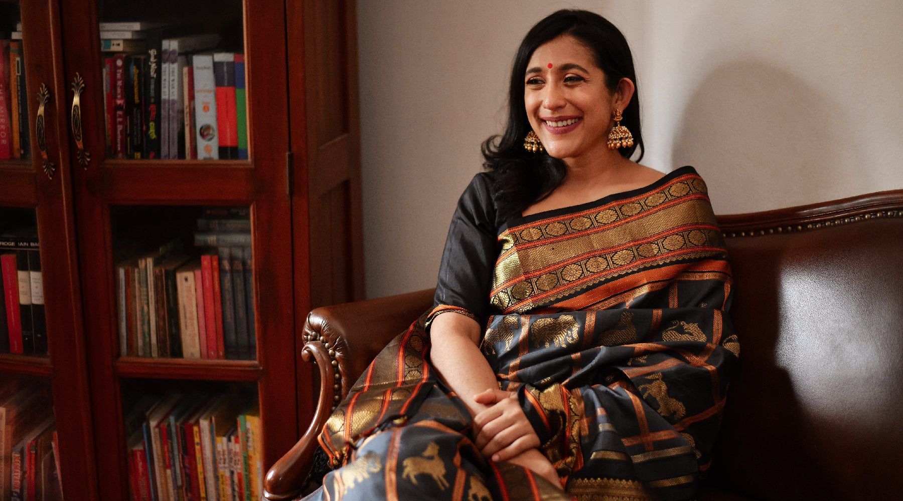 Yellow Kanchipuram Silk Saree Handwoven Pure Silk For Festive Wear PV –  Panjavarnam