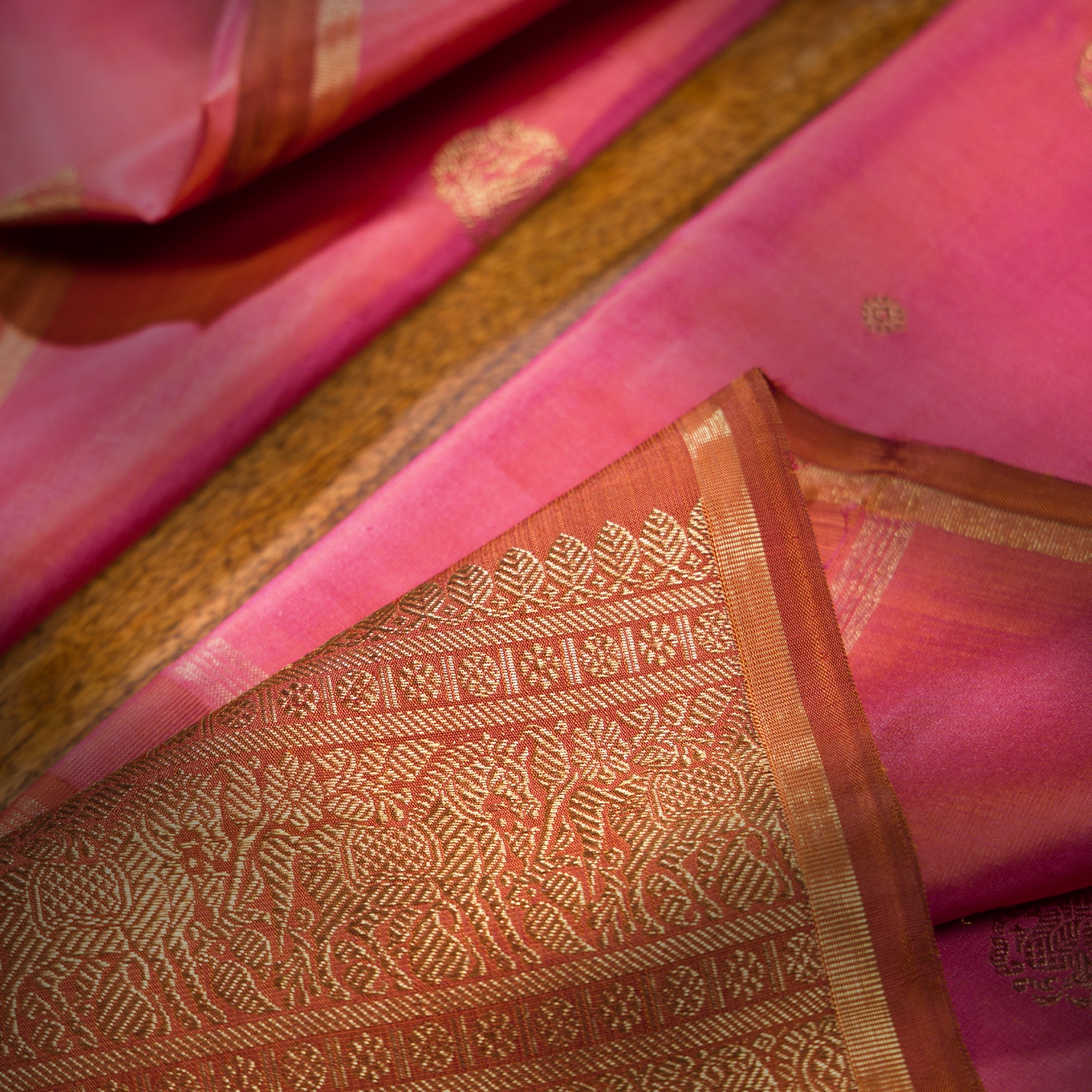Ambaranth - The Divided Drape