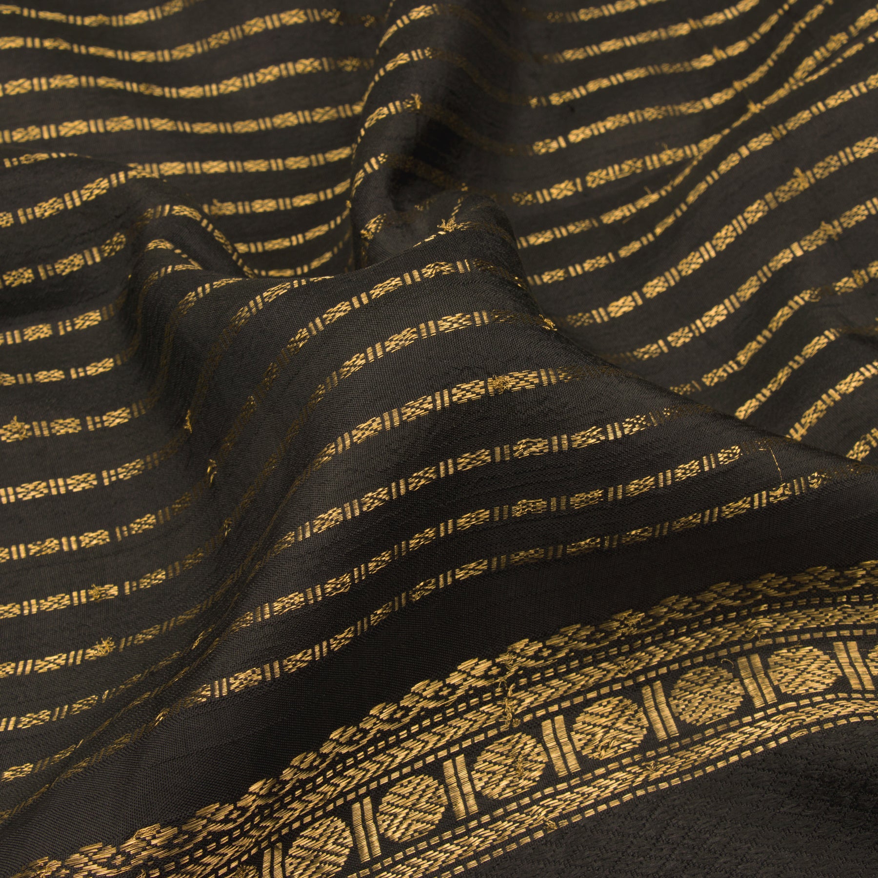 Kanakavalli Kanjivaram Silk Sari 19-040-HS001-00258 - Fabric View
