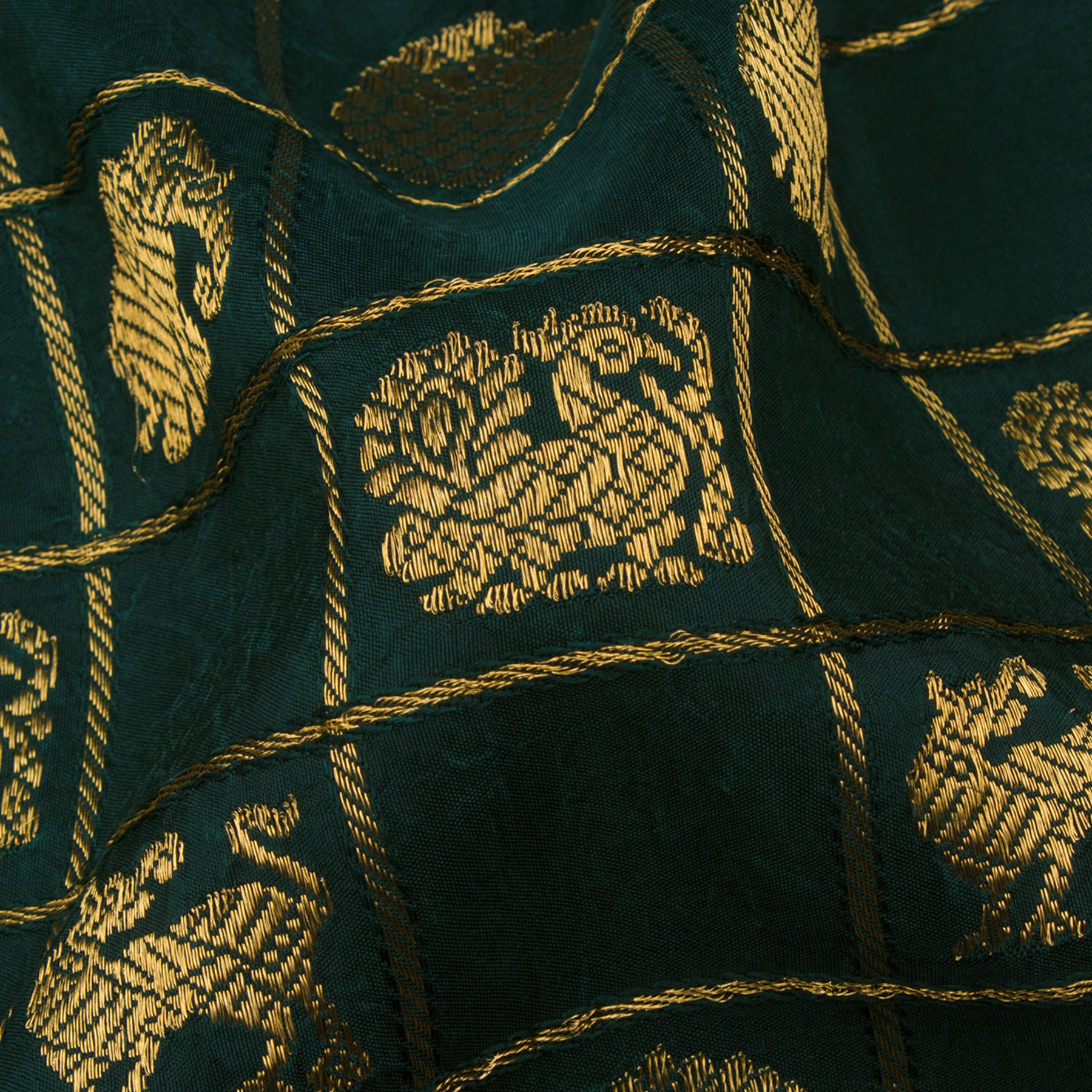 Kanakavalli Kanjivaram Silk Sari 19-040-HS001-00296 - Cover View