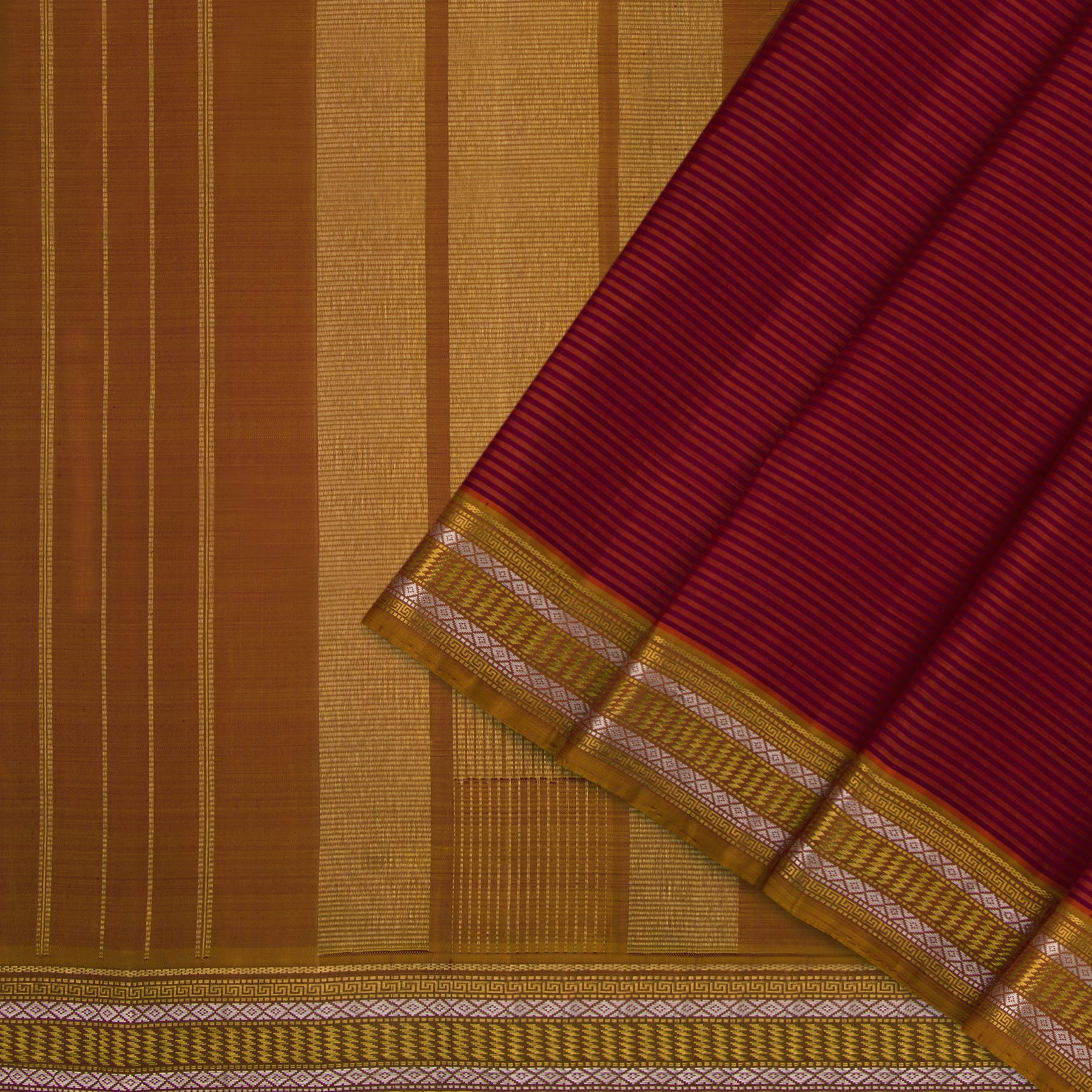 Kanakavalli Kanjivaram Silk Sari 20-100-HS001-01916 - Cover View