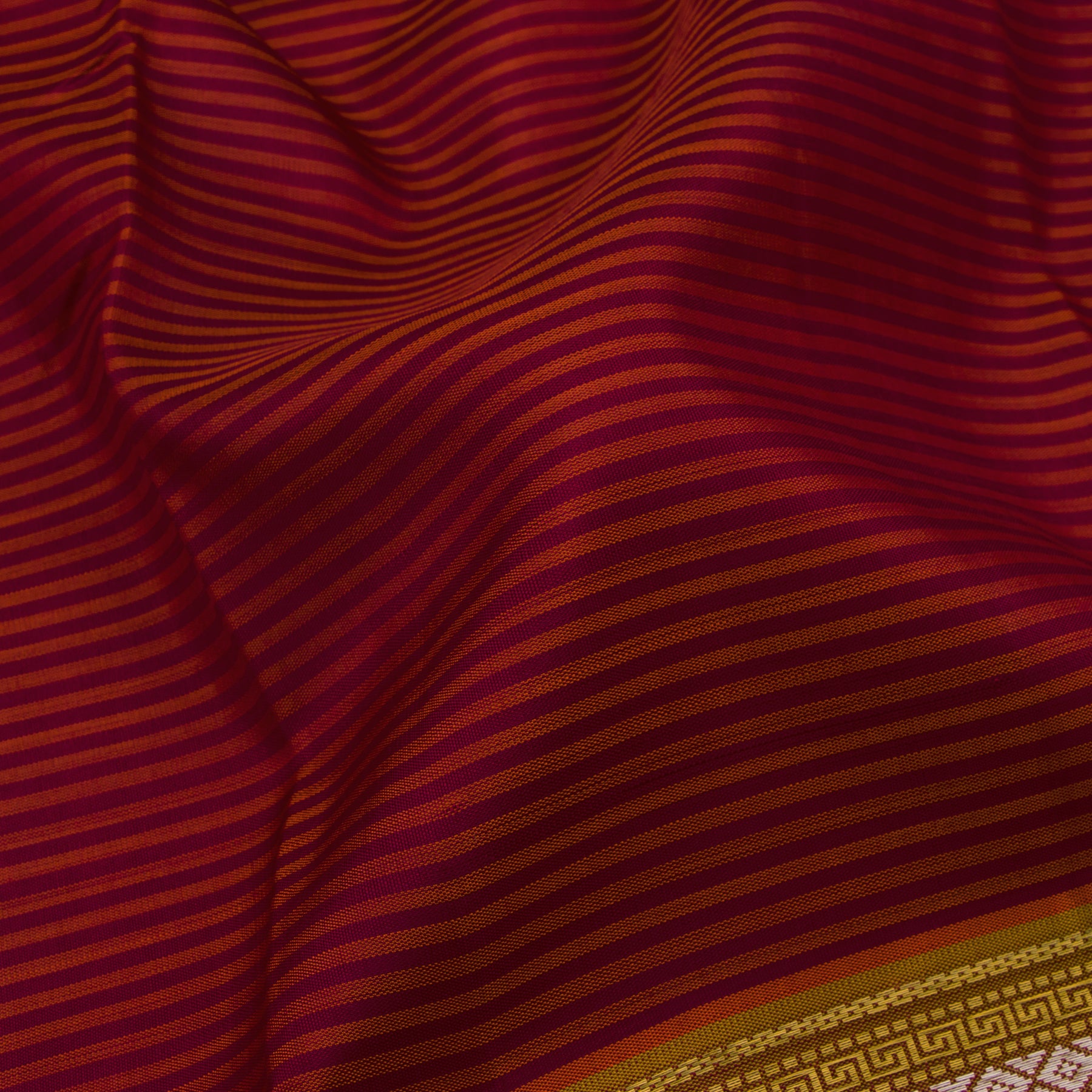 Kanakavalli Kanjivaram Silk Sari 20-100-HS001-01916 - Fabric View