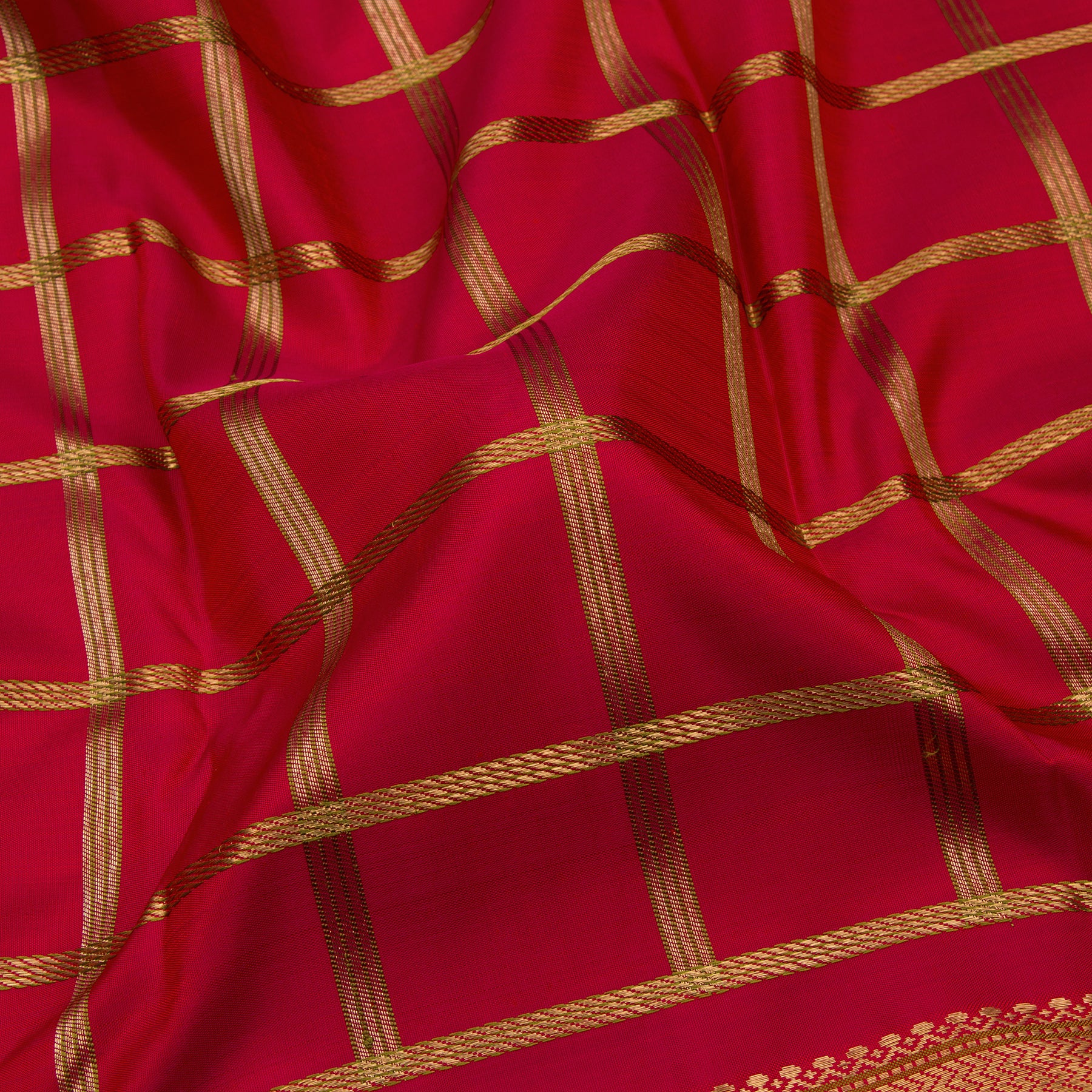 Kanakavalli Kanjivaram Silk Sari 21-040-HS001-03186 - Fabric View