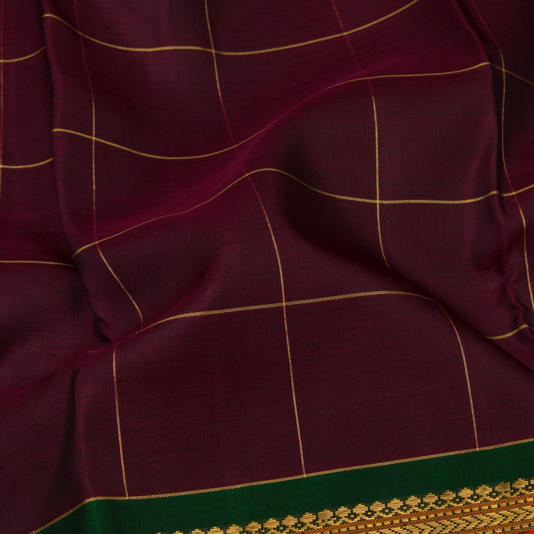 Kanakavalli Kanjivaram Silk Sari 21-040-HS001-06702 - Fabric View