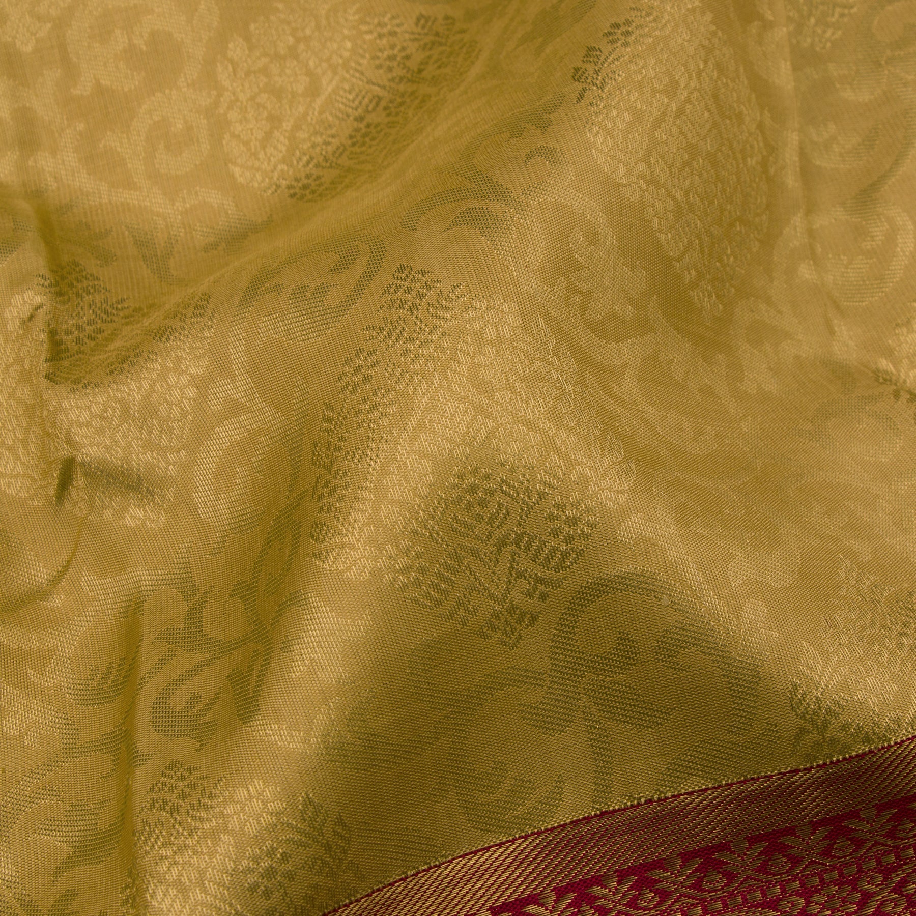Kanakavalli Kanjivaram Silk Sari 21-060-HS001-06926 - Fabric View