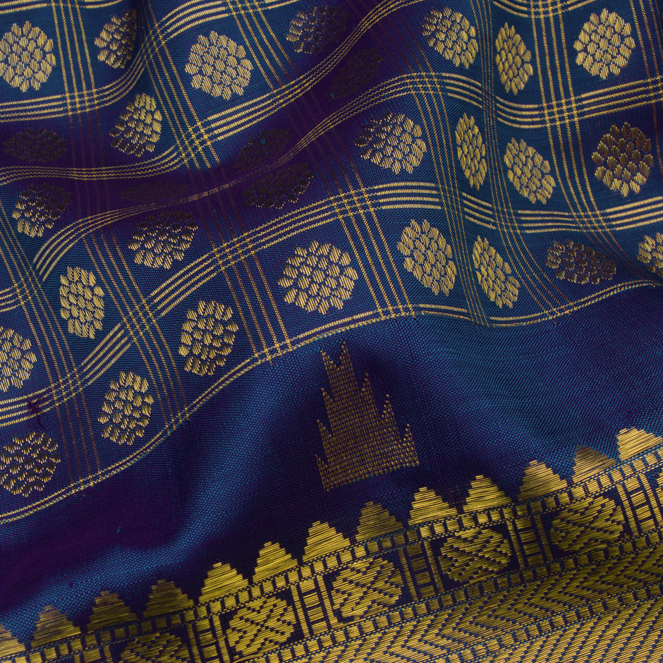Kanakavalli Kanjivaram Silk Sari 21-100-HS001-06980 - Fabric View