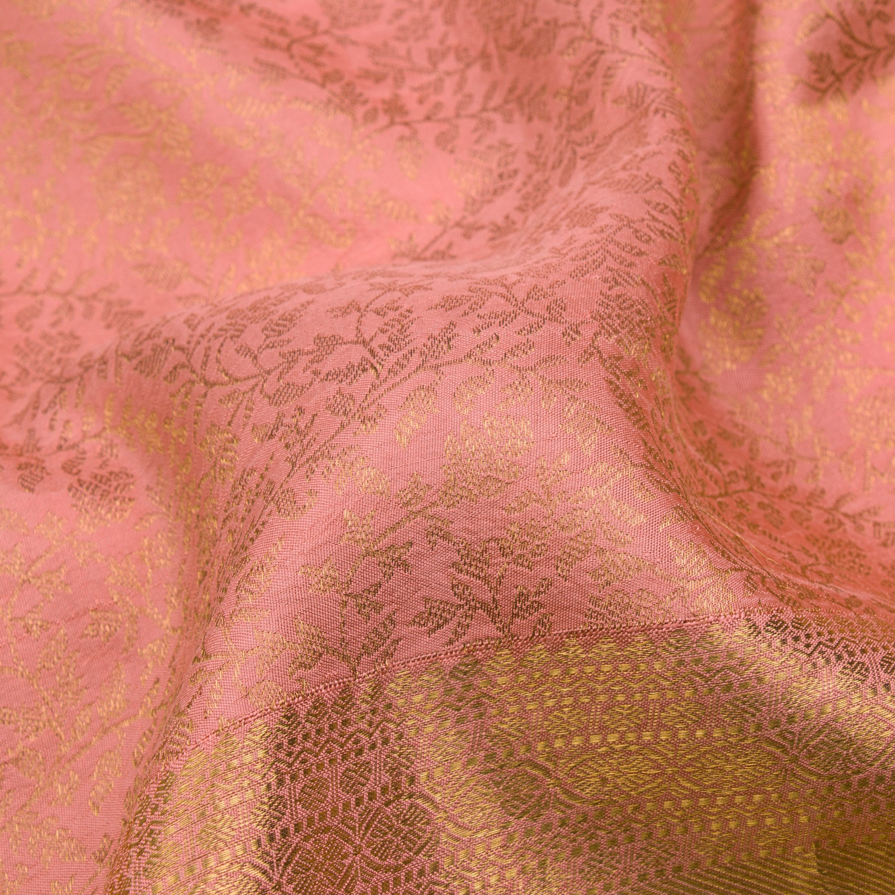 Kanakavalli Kanjivaram Silk Sari 21-586-HS001-03888 - Fabric View