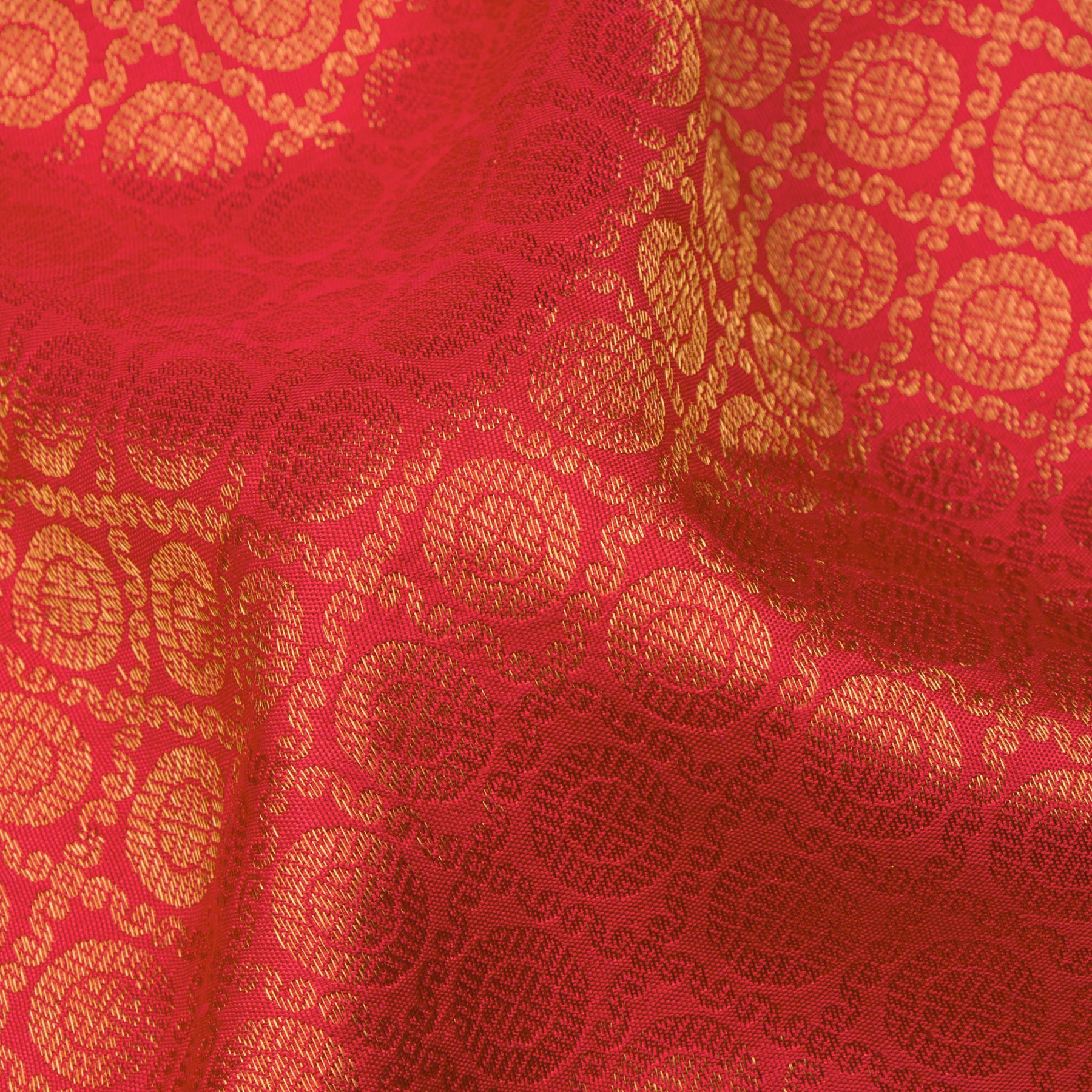 Kanakavalli Kanjivaram Silk Sari 21-586-HS001-07158 - Fabric View