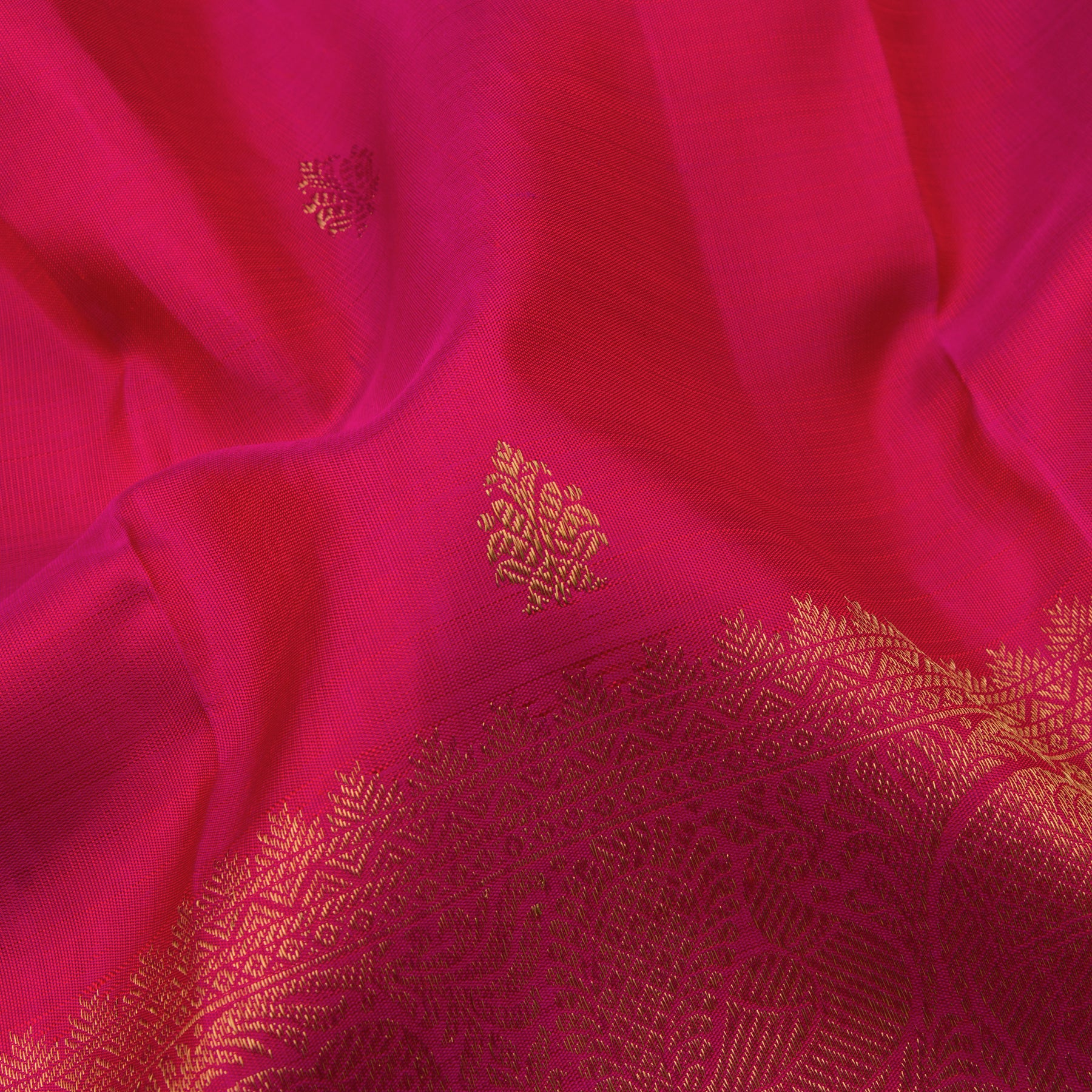 Kanakavalli Kanjivaram Silk Sari 21-595-HS001-08704 - Fabric View