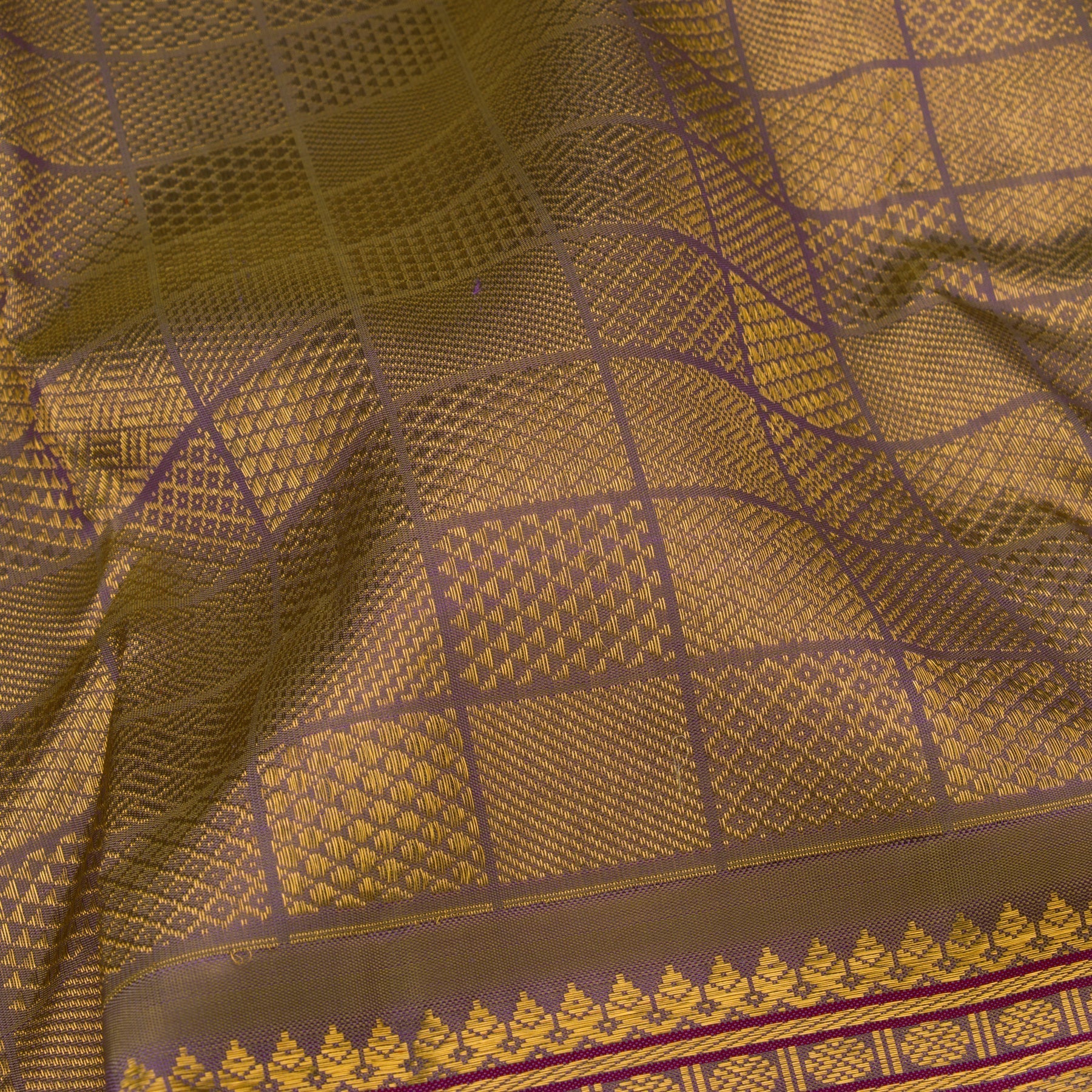 Kanakavalli Kanjivaram Silk Sari 22-040-HS001-00016 - Fabric View
