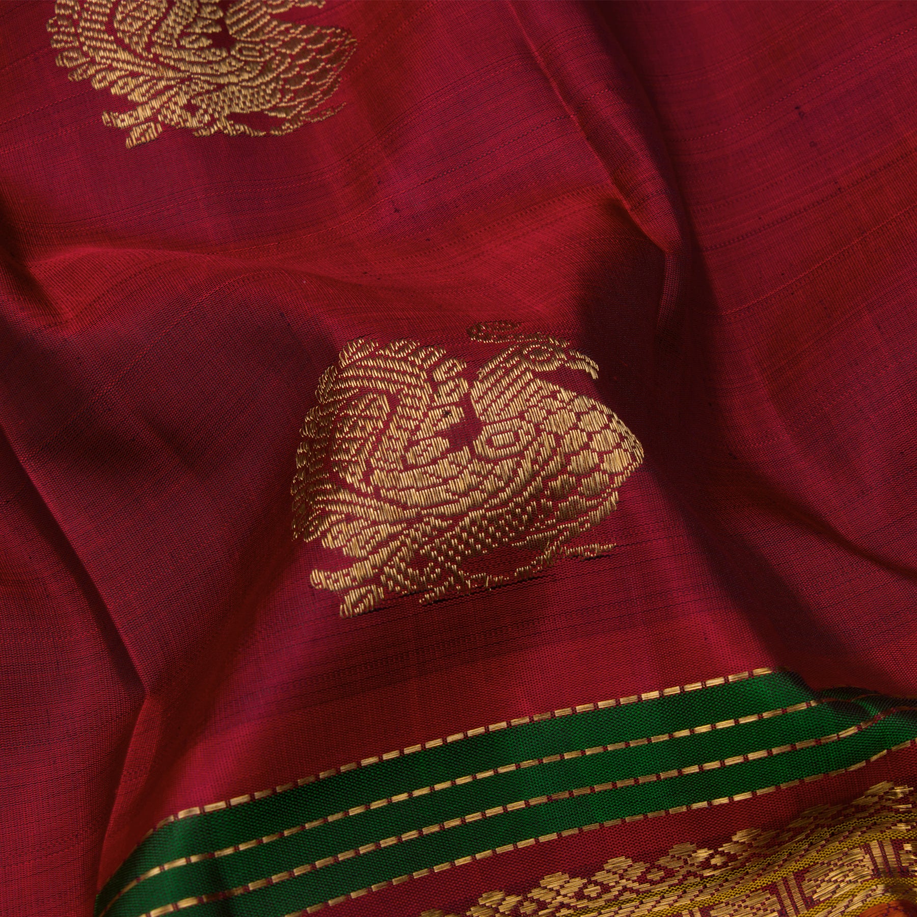 Kanakavalli Kanjivaram Silk Sari 22-040-HS001-04803 - Fabric View