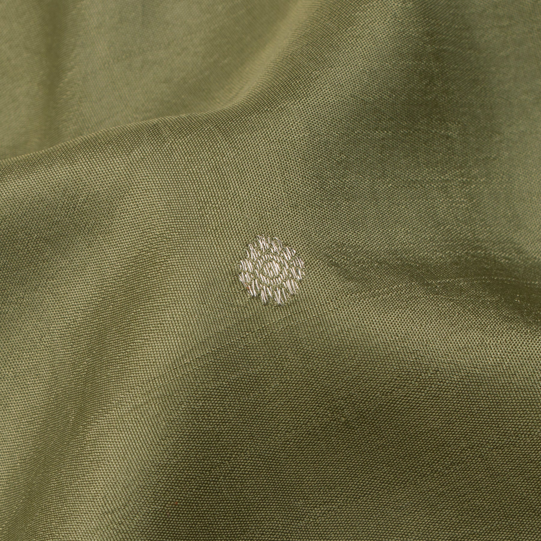 Kanakavalli Kanjivaram Silk Sari 22-040-HS001-07071 - Fabric View