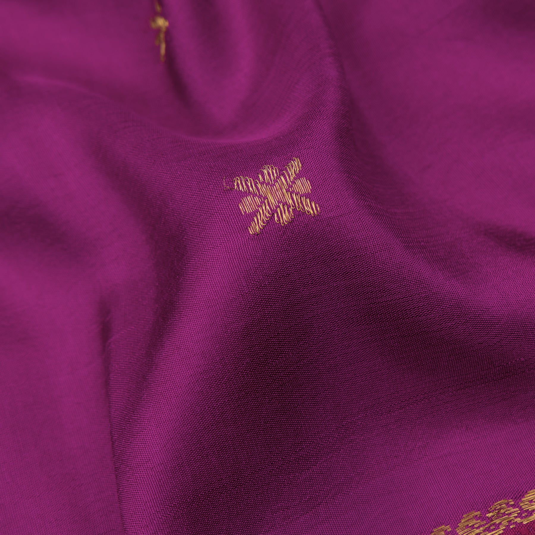 Kanakavalli Kanjivaram Silk Sari 22-040-HS001-08453 - Fabric View