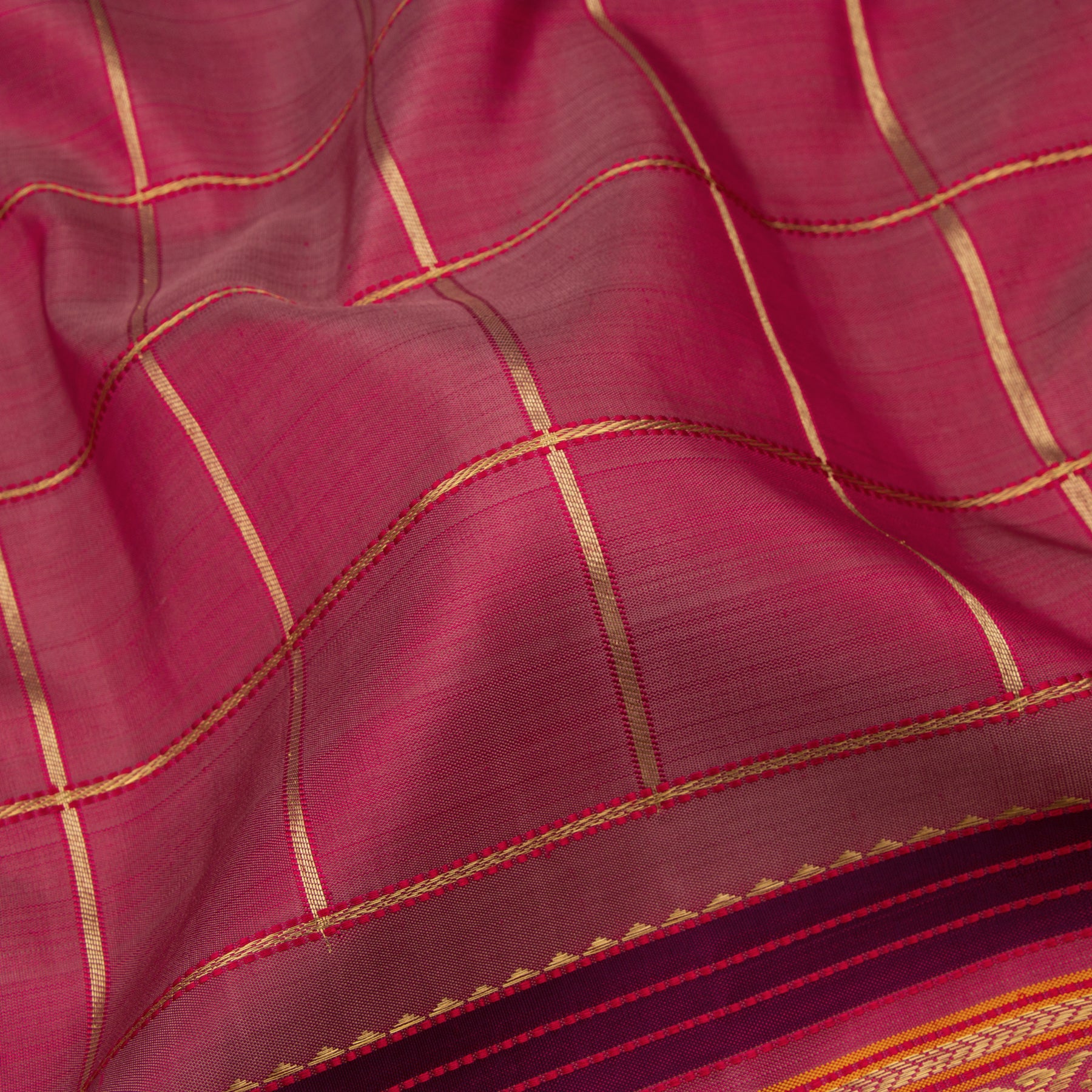 Kanakavalli Kanjivaram Silk Sari 22-040-HS001-09367 - Fabric View