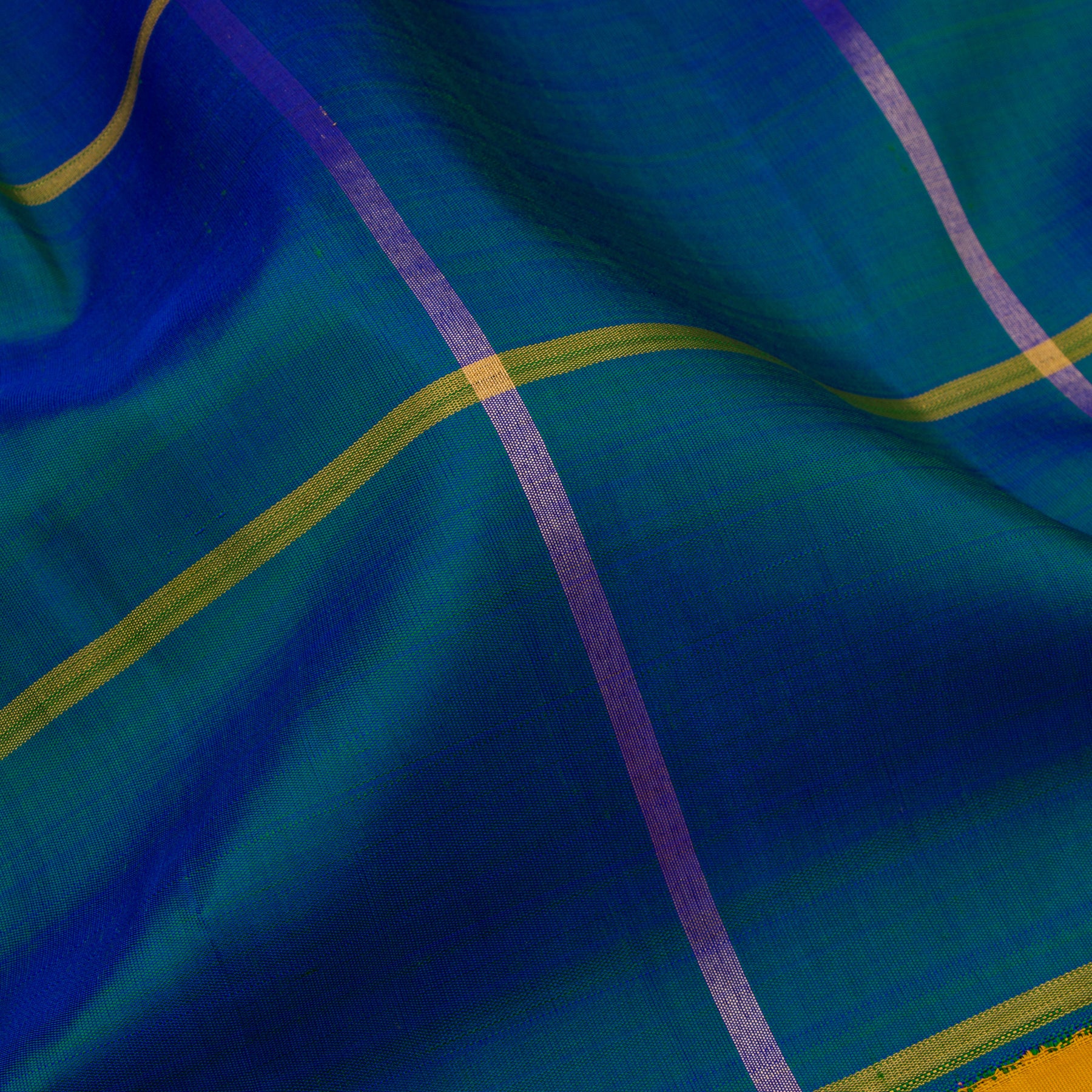 Kanakavalli Kanjivaram Silk Sari 22-040-HS001-10068 - Fabric View