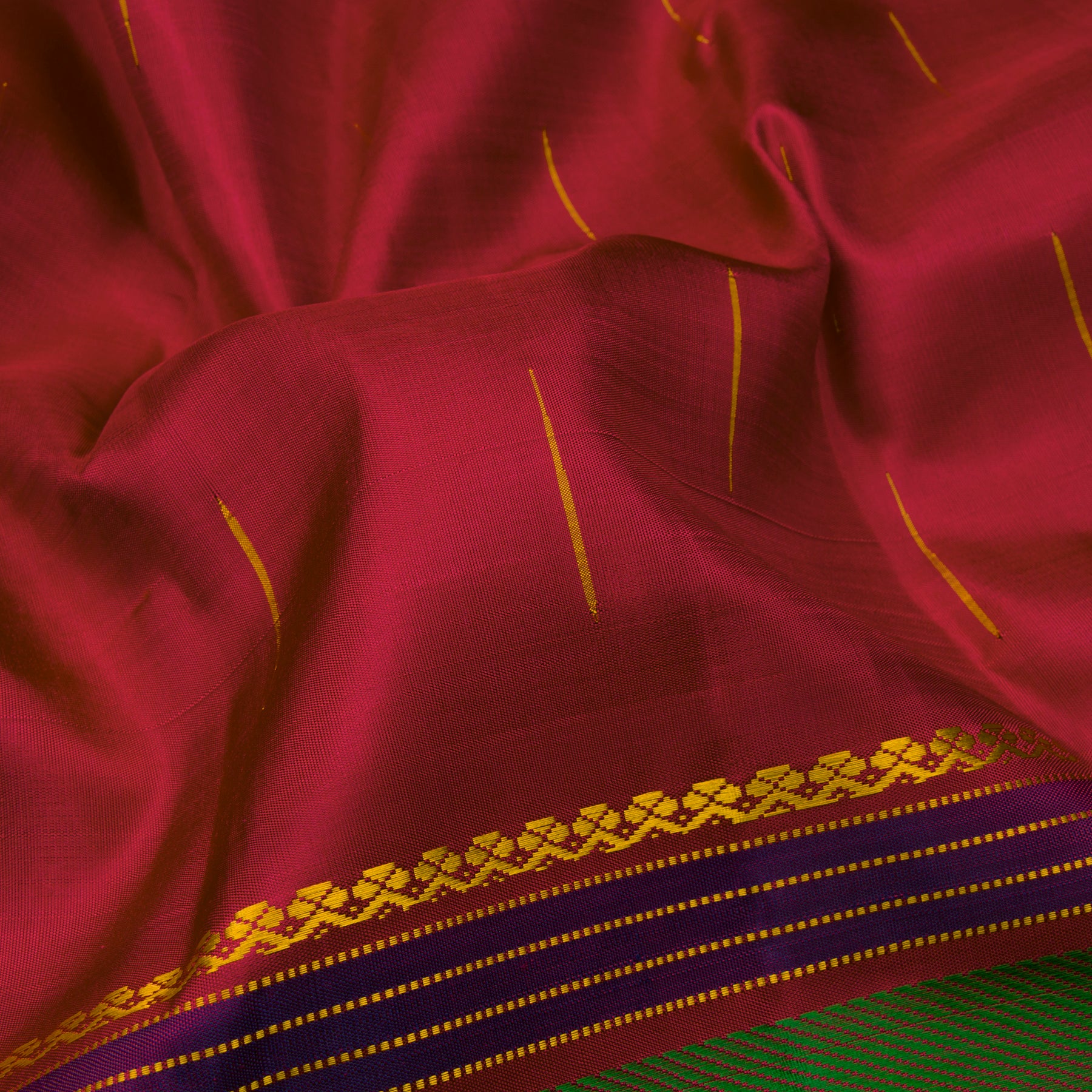 Kanakavalli Kanjivaram Silk Sari 22-040-HS001-13539 - Fabric View