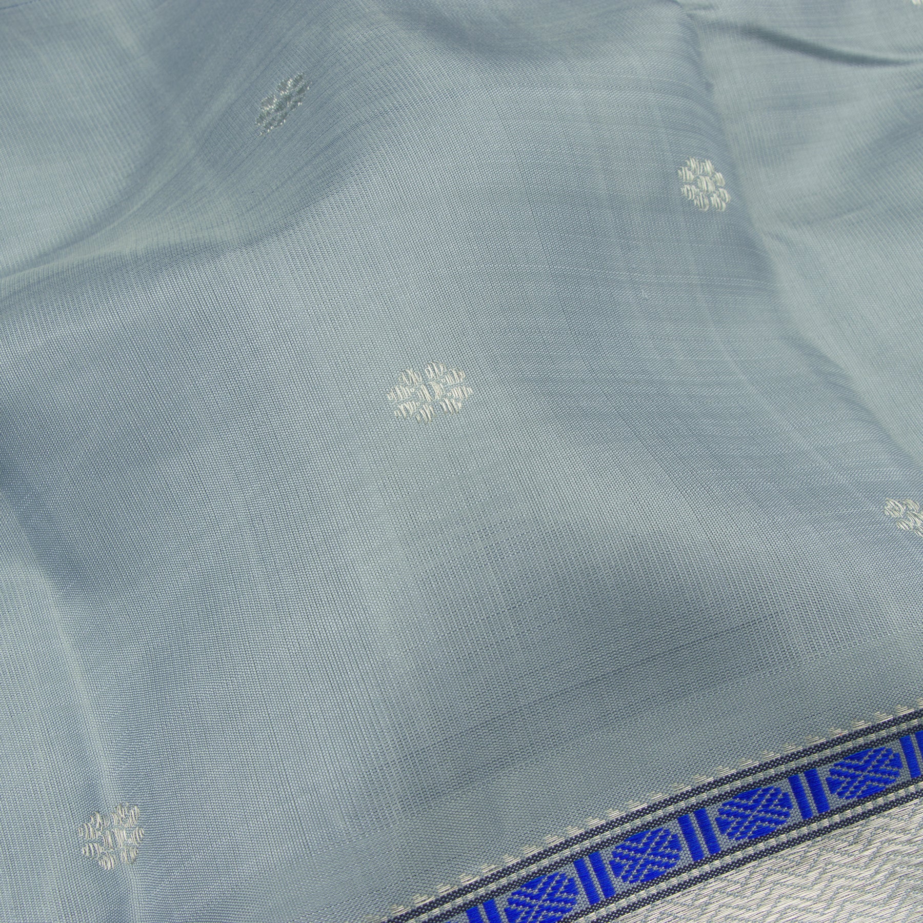 Kanakavalli Kanjivaram Silk Sari 22-041-HS001-04779 - Fabric View