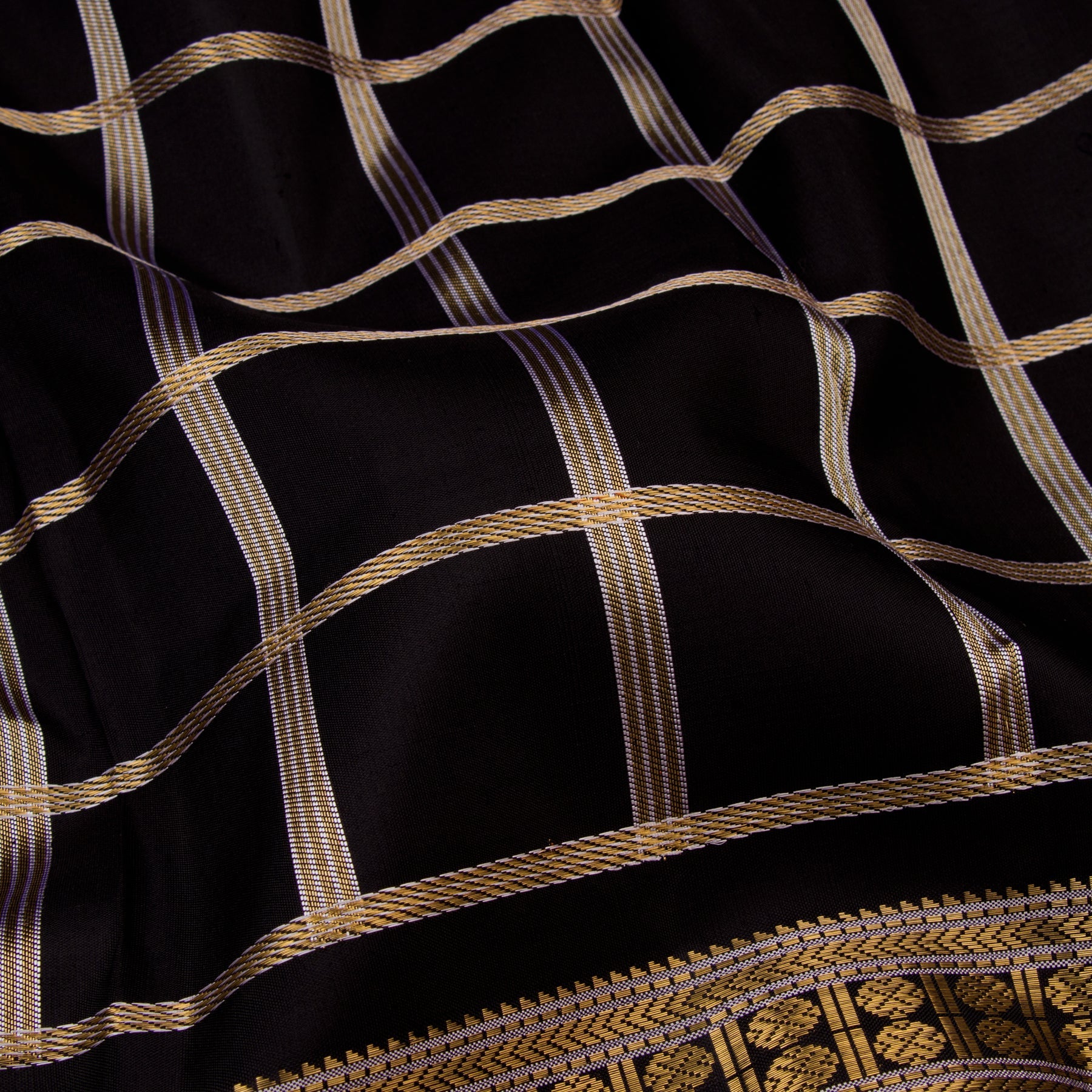 Kanakavalli Kanjivaram Silk Sari 22-041-HS001-08465 - Fabric View