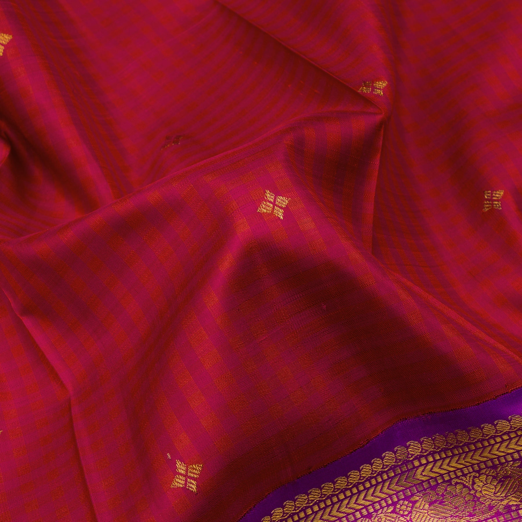 Kanakavalli Kanjivaram Silk Sari 22-100-HS001-01607 - Fabric View