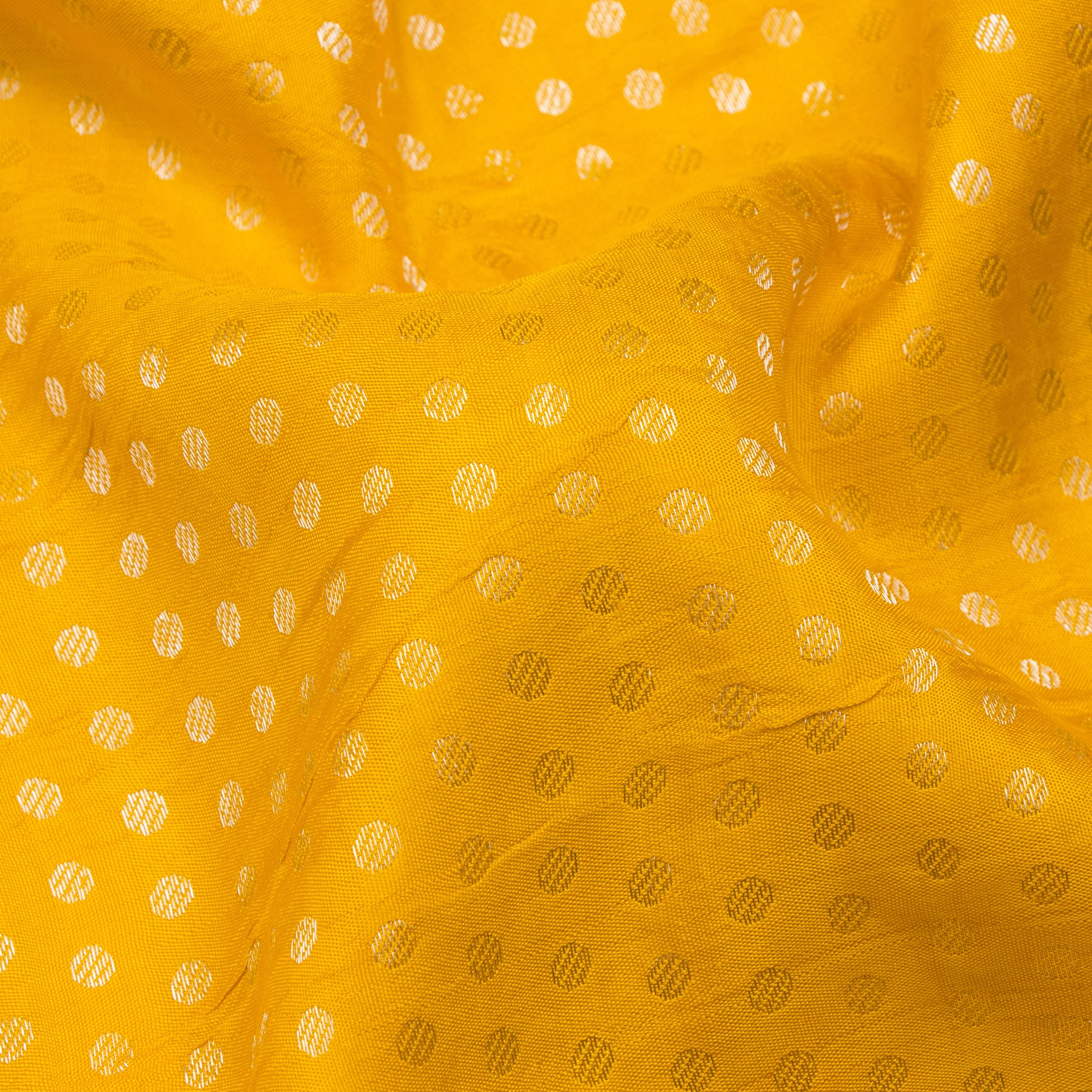 Kanakavalli Kanjivaram Silk Sari 22-100-HS001-06823 - Fabric View