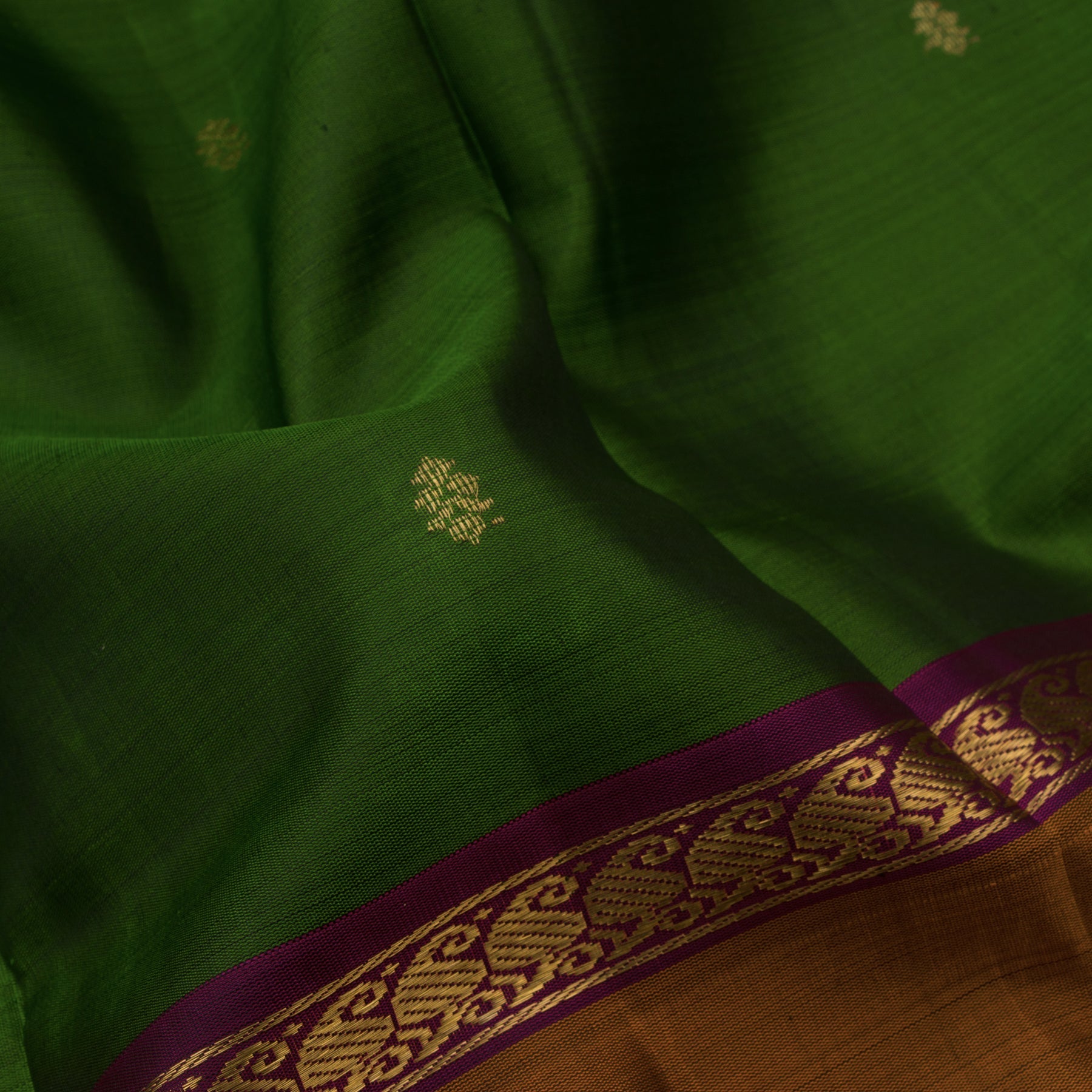 Kanakavalli Kanjivaram Silk Sari 22-110-HS001-00892 - Fabric View
