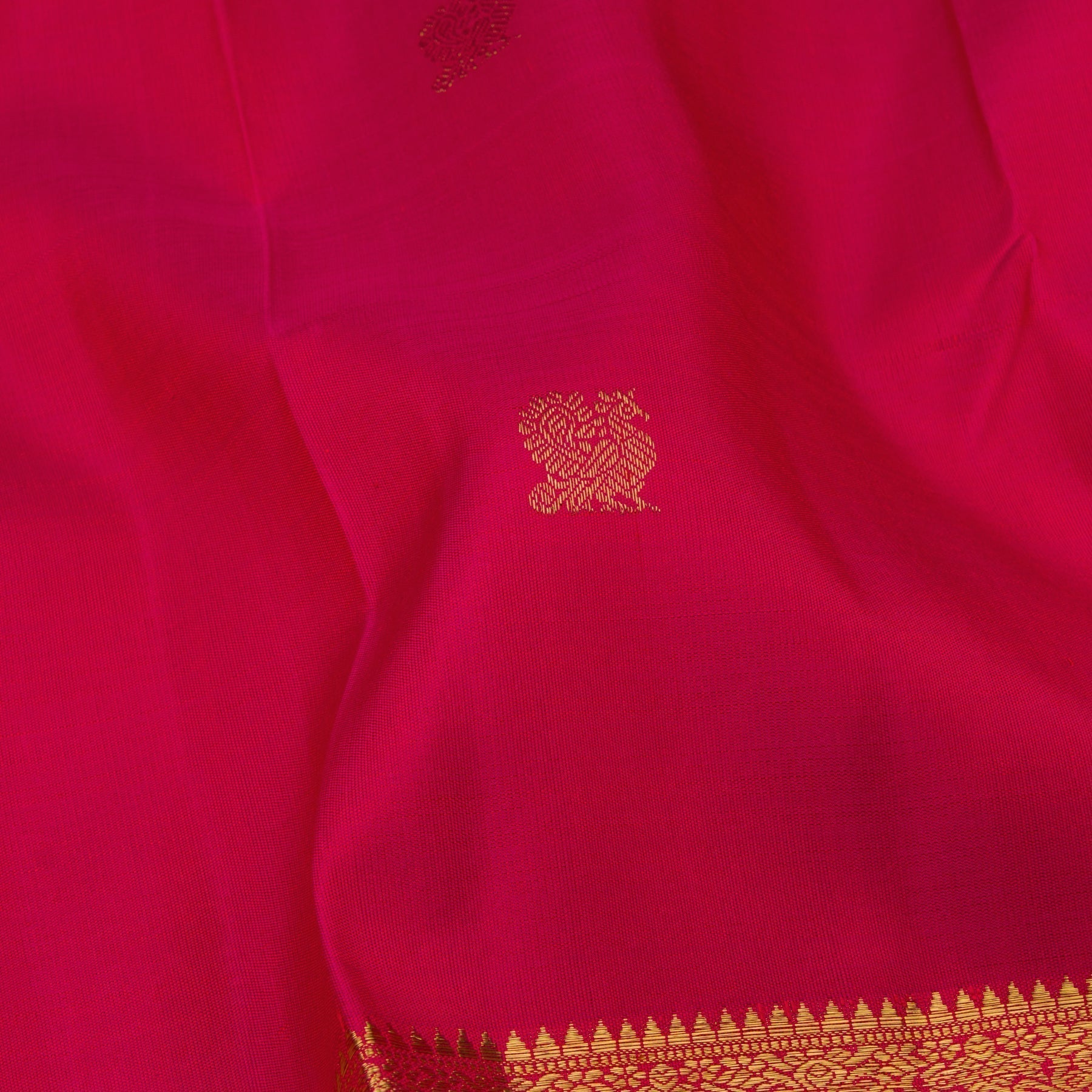 Kanakavalli Kanjivaram Silk Sari 22-110-HS001-02731 - Fabric View