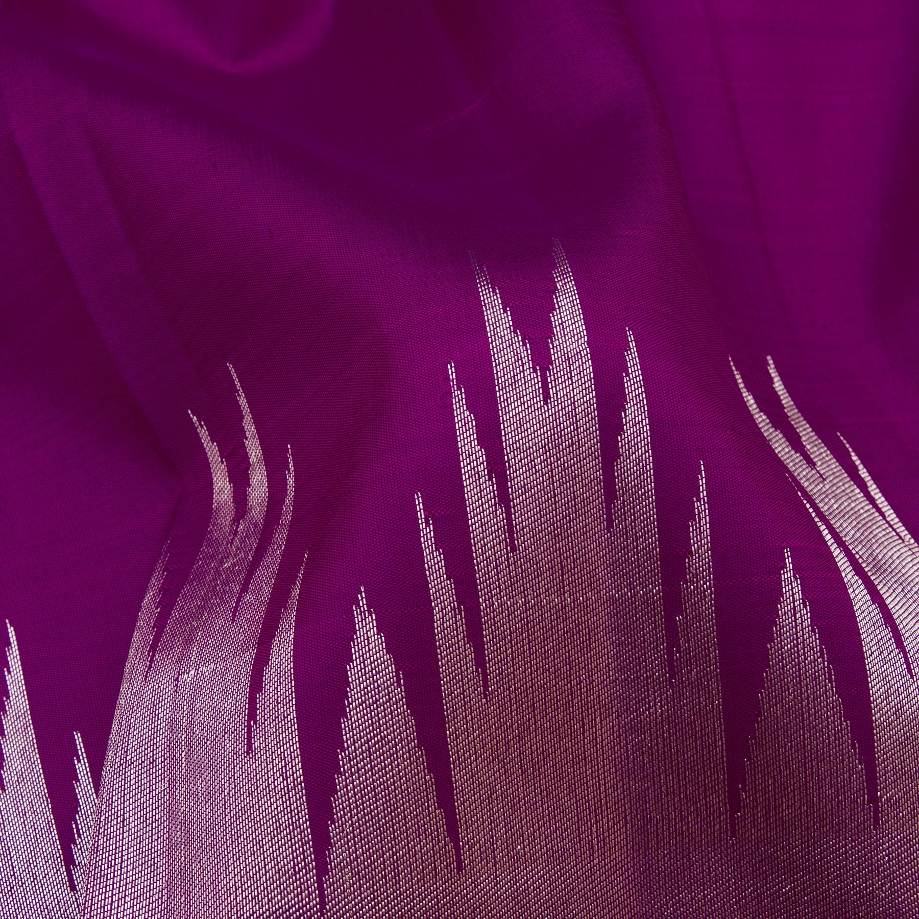 Kanakavalli Kanjivaram Silk Sari 22-110-HS001-06568 - Fabric View