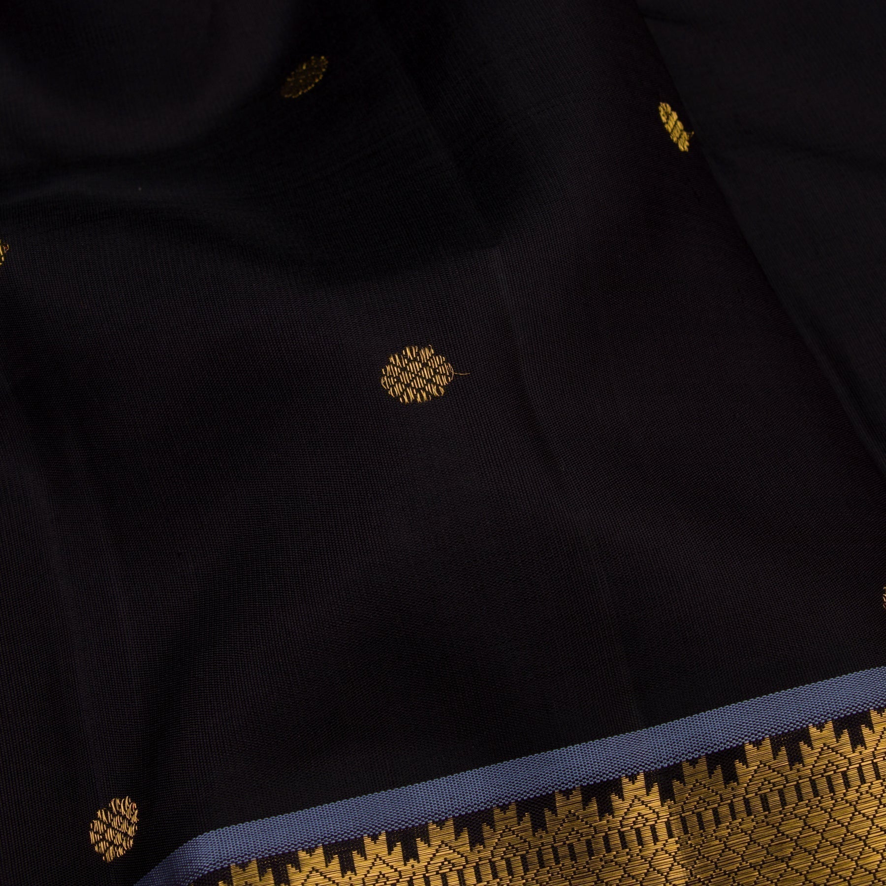 Kanakavalli Kanjivaram Silk Sari 22-110-HS001-07548 - Fabric View