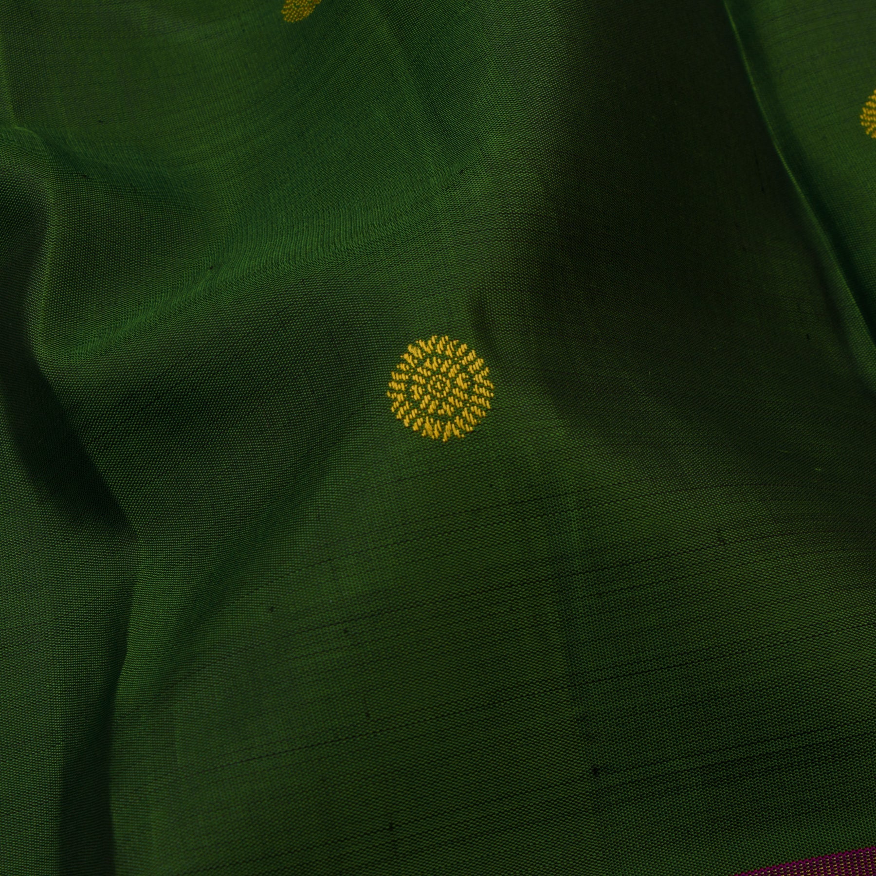 Kanakavalli Kanjivaram Silk Sari 22-110-HS001-07559 - Fabric View