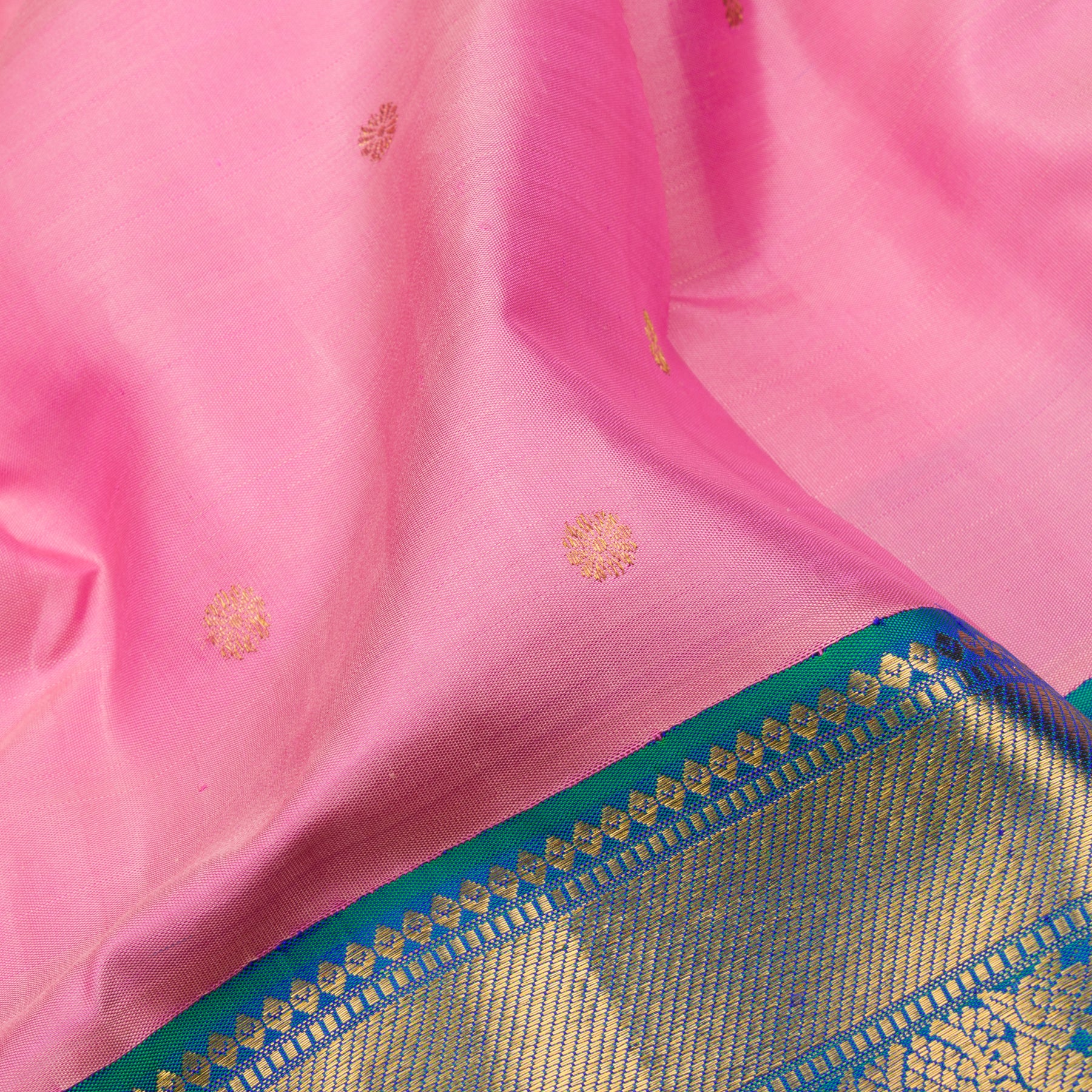 Kanakavalli Kanjivaram Silk Sari 22-110-HS001-08511 - Fabric View